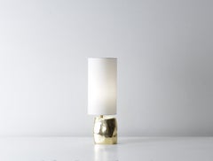 Lampada da tavolo contemporanea brasiliana dorata in bronzo fuso