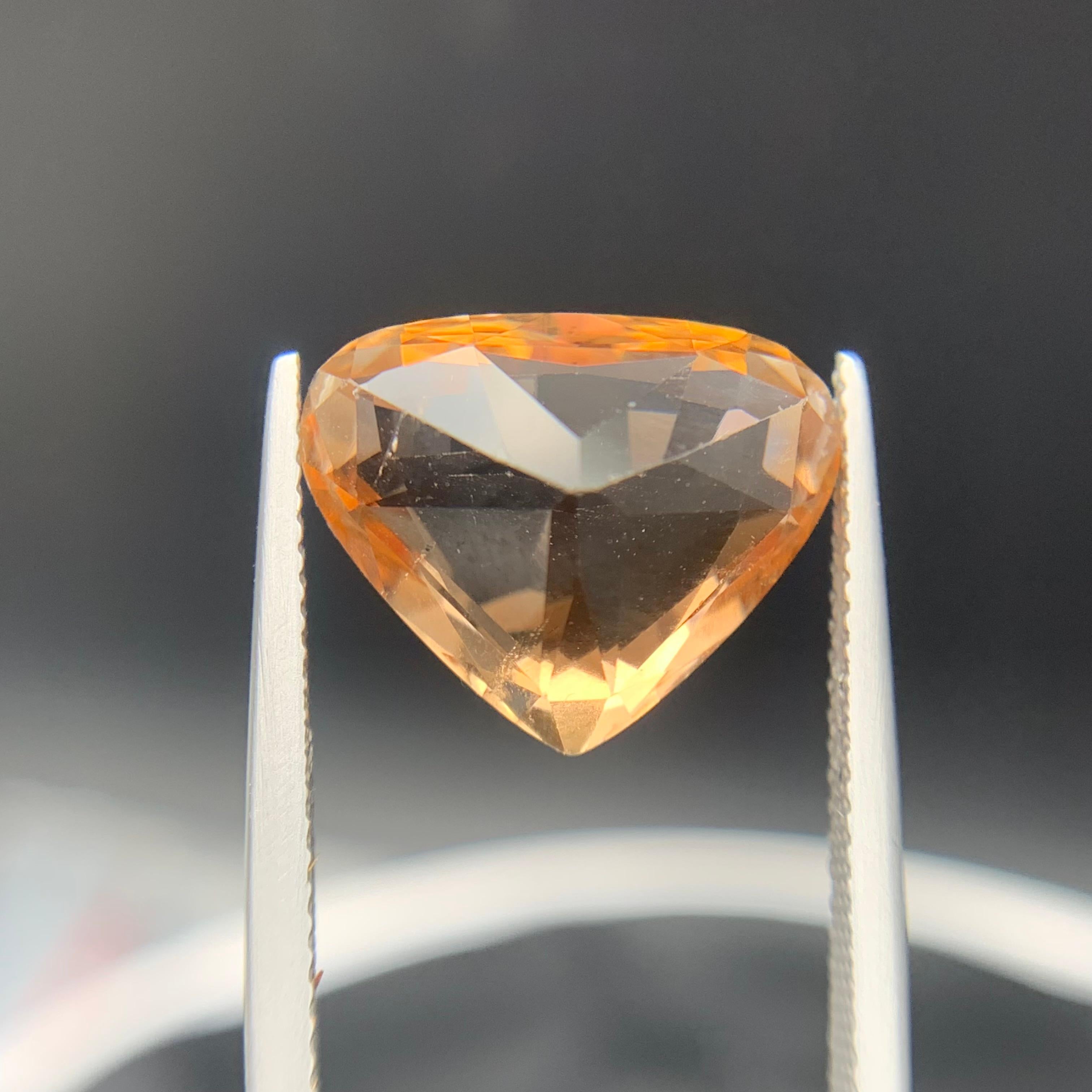 Golden Brown Natural Topaz Necklace Pendant Loose Gemstone 11.05 Carat Pear Cut For Sale 6
