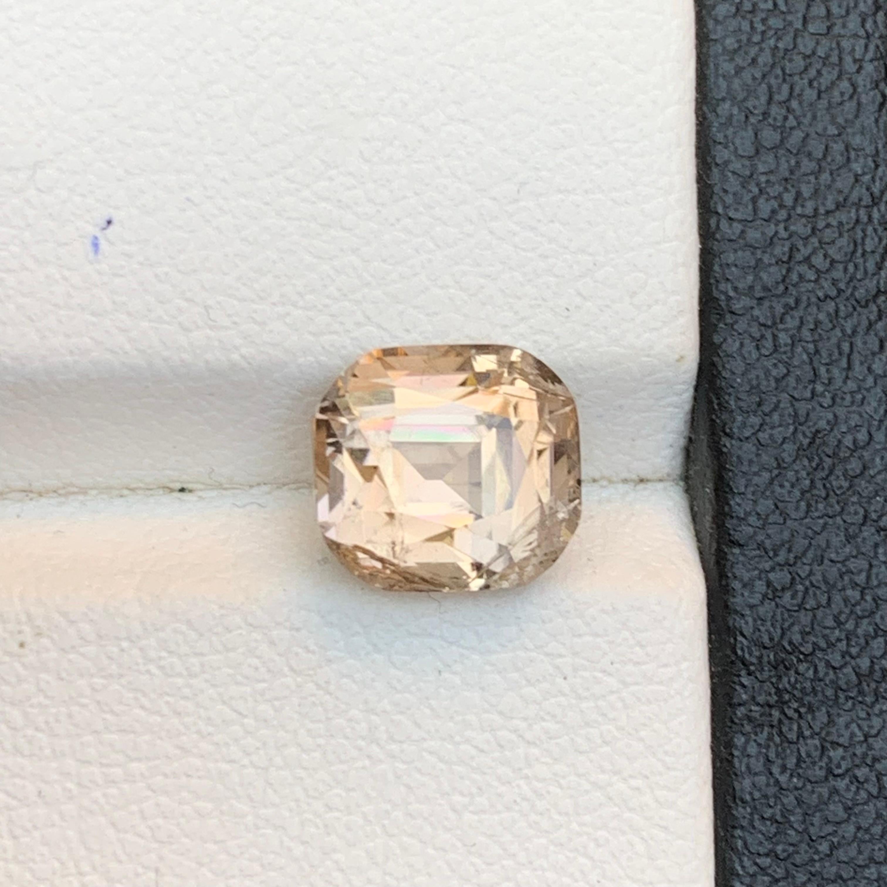 Turmalina marrón dorada 3,24 qt talla cojín cuadrada gema natural suelta - Anillo en venta 1