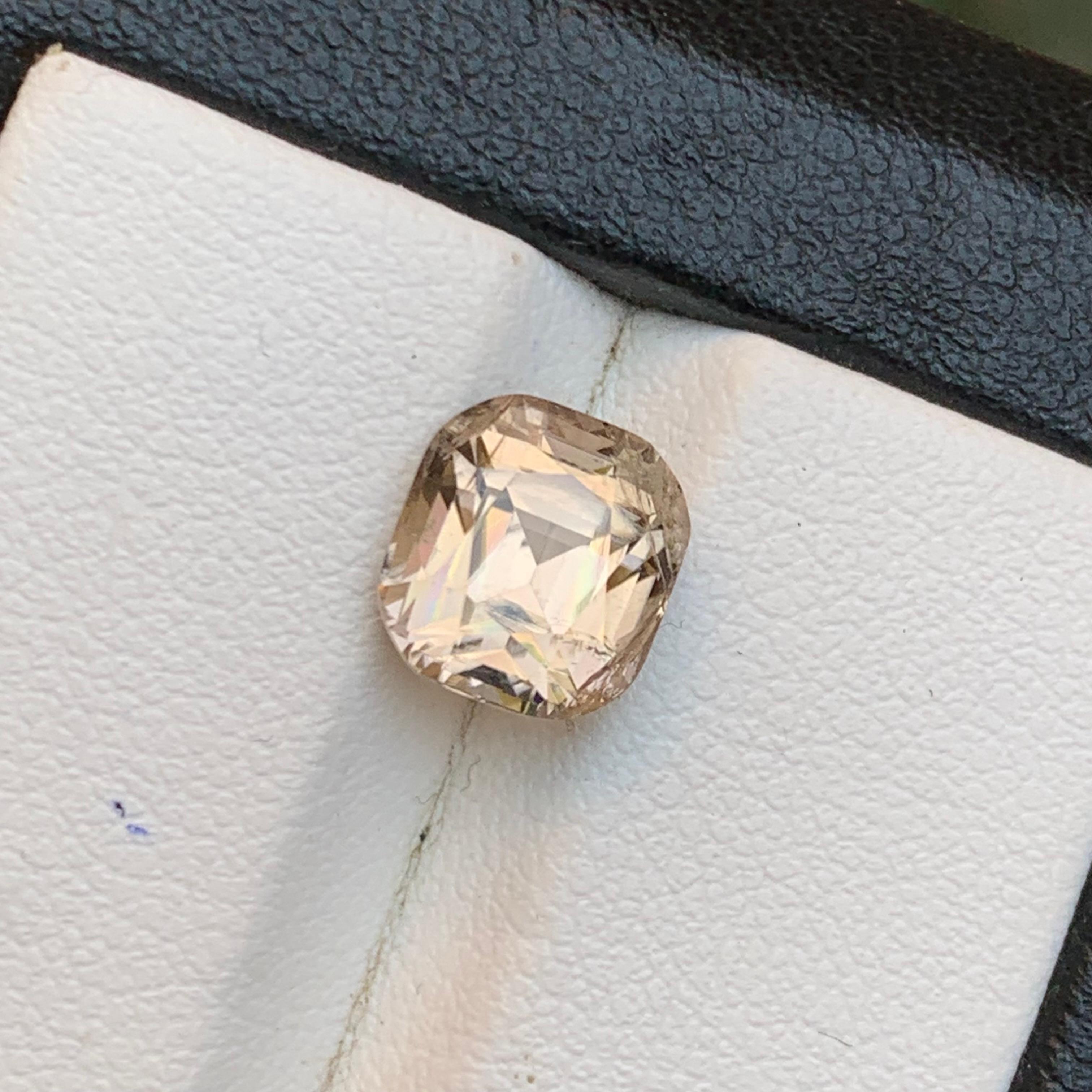 Turmalina marrón dorada 3,24 qt talla cojín cuadrada gema natural suelta - Anillo en venta 3