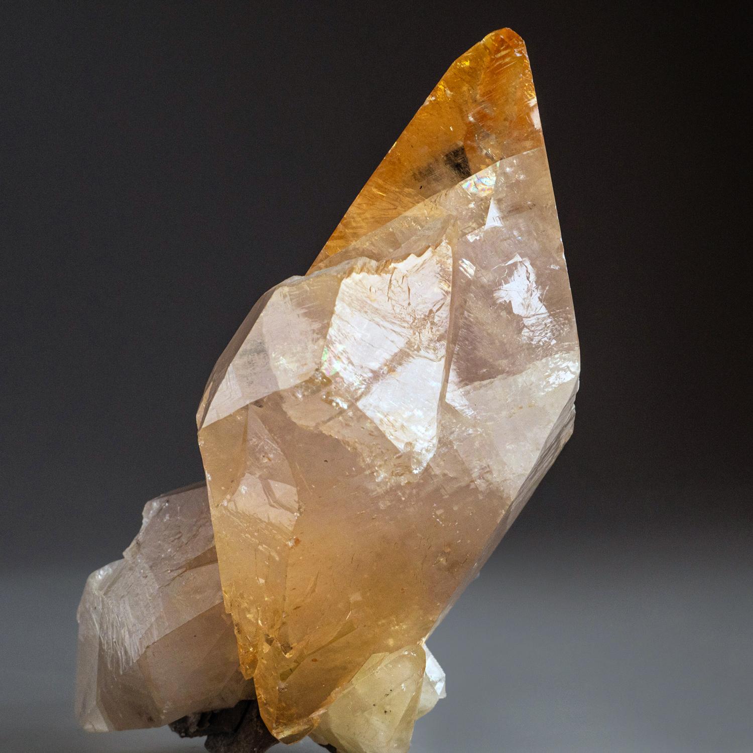 Golden Calcite Crystal from Elmwood Mine, Tennessee (4 lbs) In New Condition For Sale In New York, NY