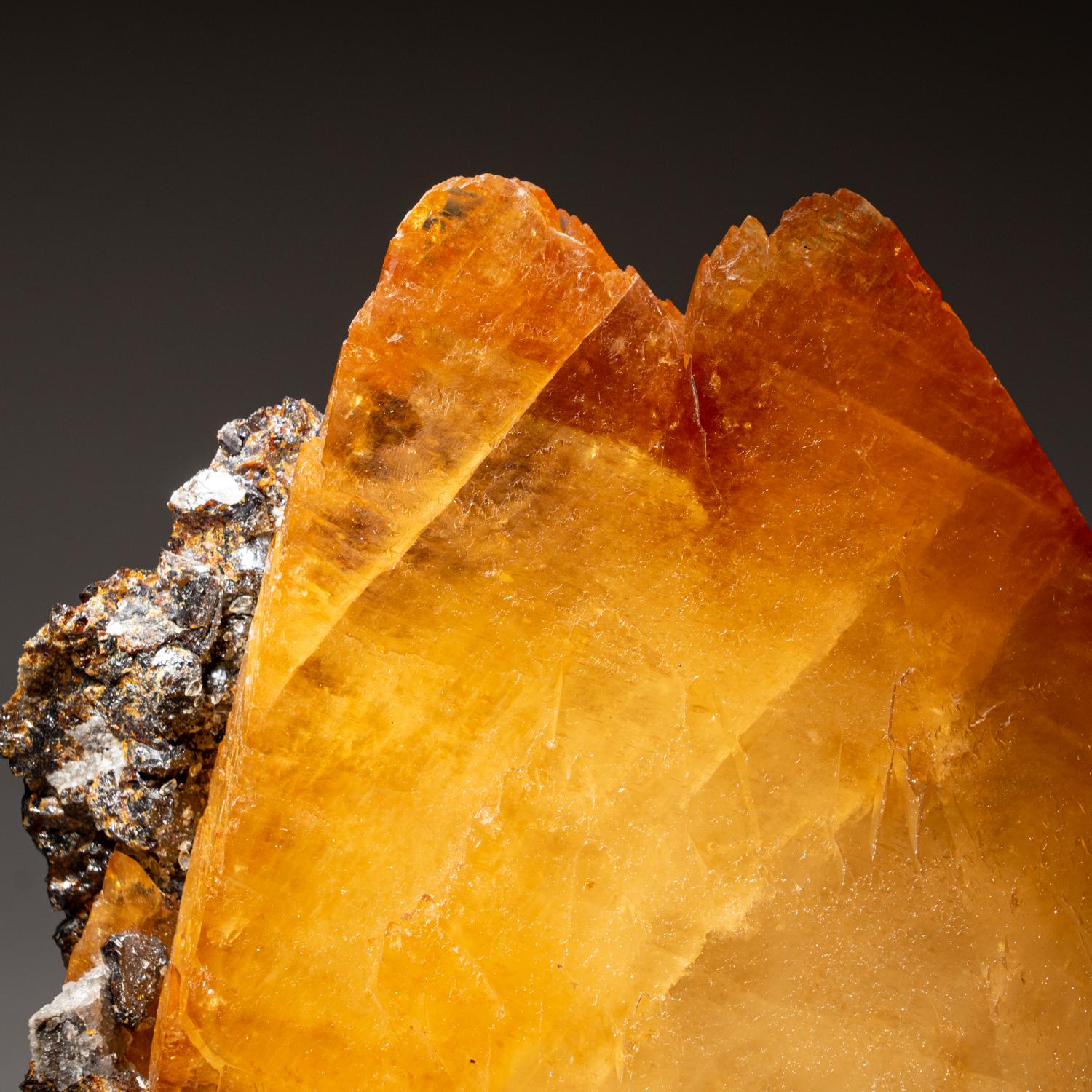 XXIe siècle et contemporain Cristal de Calcite doré provenant de la mine d'orme, Tennessee (6,5 lbs) en vente
