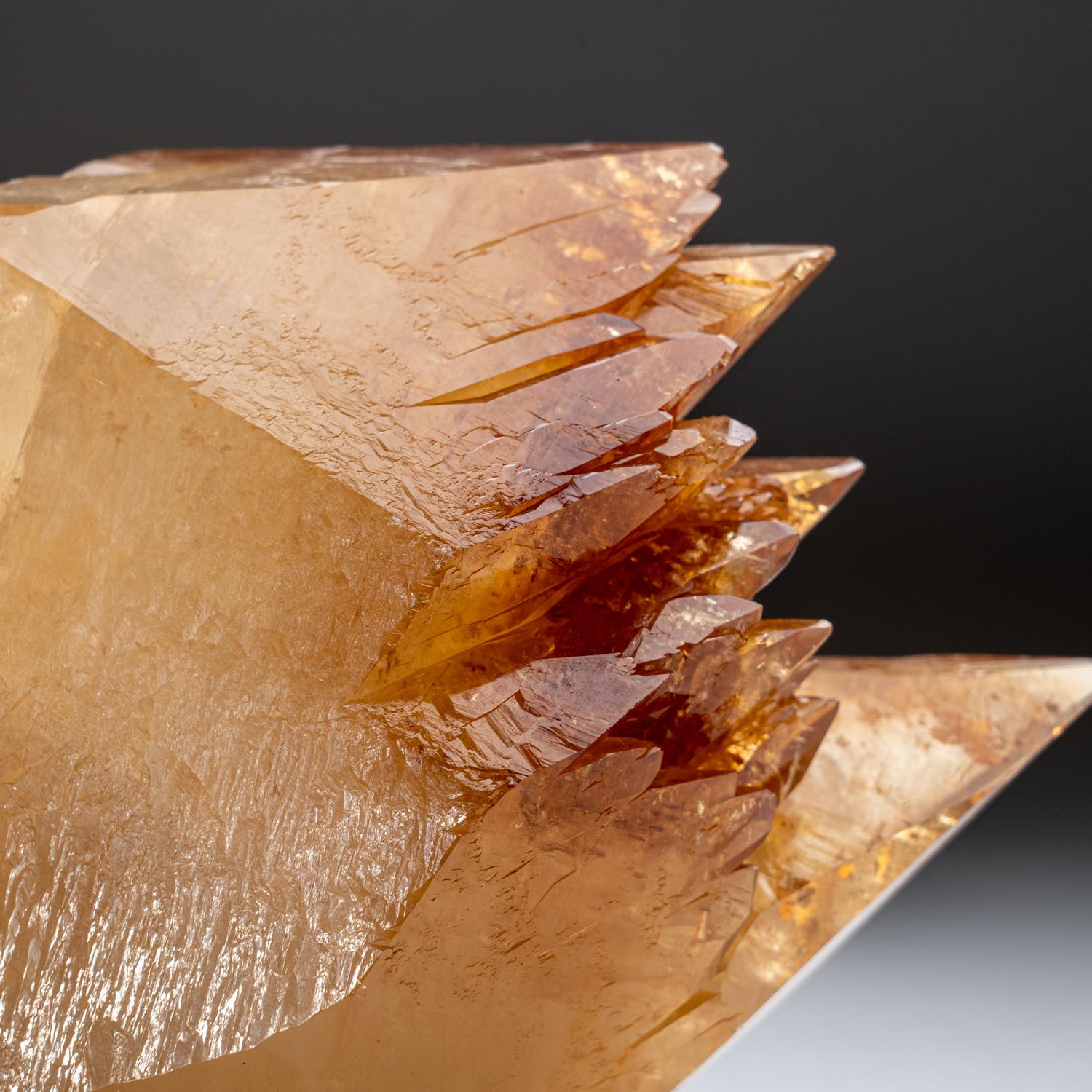Golden Calcite from Elmwood Mine, Carthage, Smith County, Tennessee In Excellent Condition For Sale In New York, NY