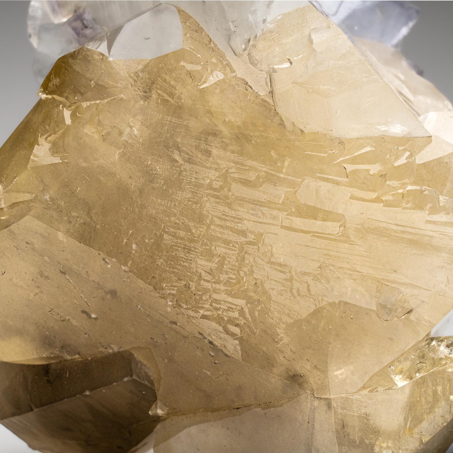 Golden Calcite with Fluorite from Xianghualing-Xianghuapu Mines, Hunan, China For Sale 2
