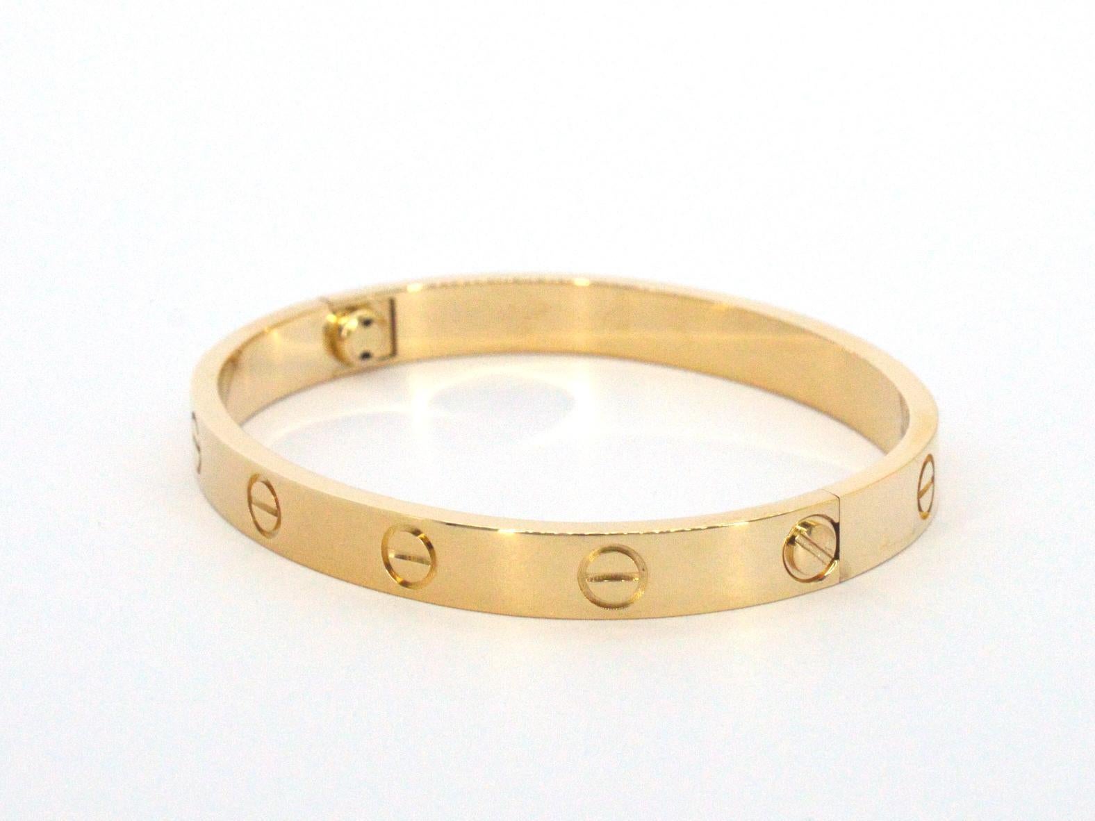 Goldenes Cartier LOVE-Armband aus Gold Damen im Angebot
