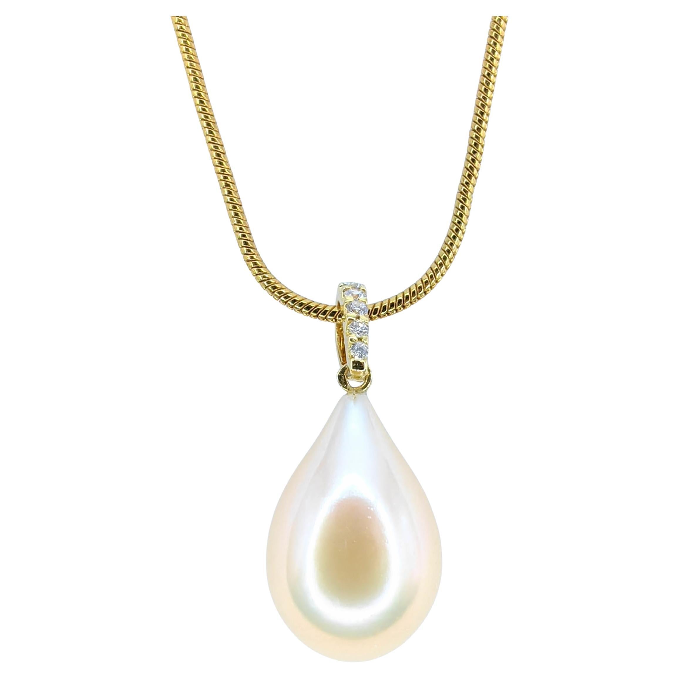 Golden Champagne Teardrop Baroque Pearl Diamond 18K Yellow Gold Necklace Pendant