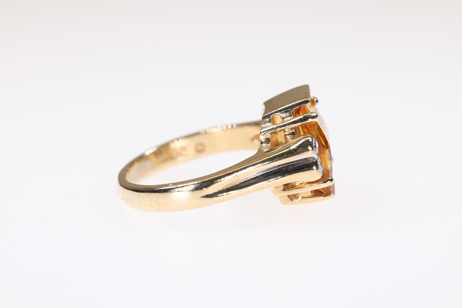 Goldener Citrin 14K Gelbgold Ring mit 4 runden Brillanten Akzent Diamanten im Zustand „Gut“ im Angebot in Manchester By The Sea, MA