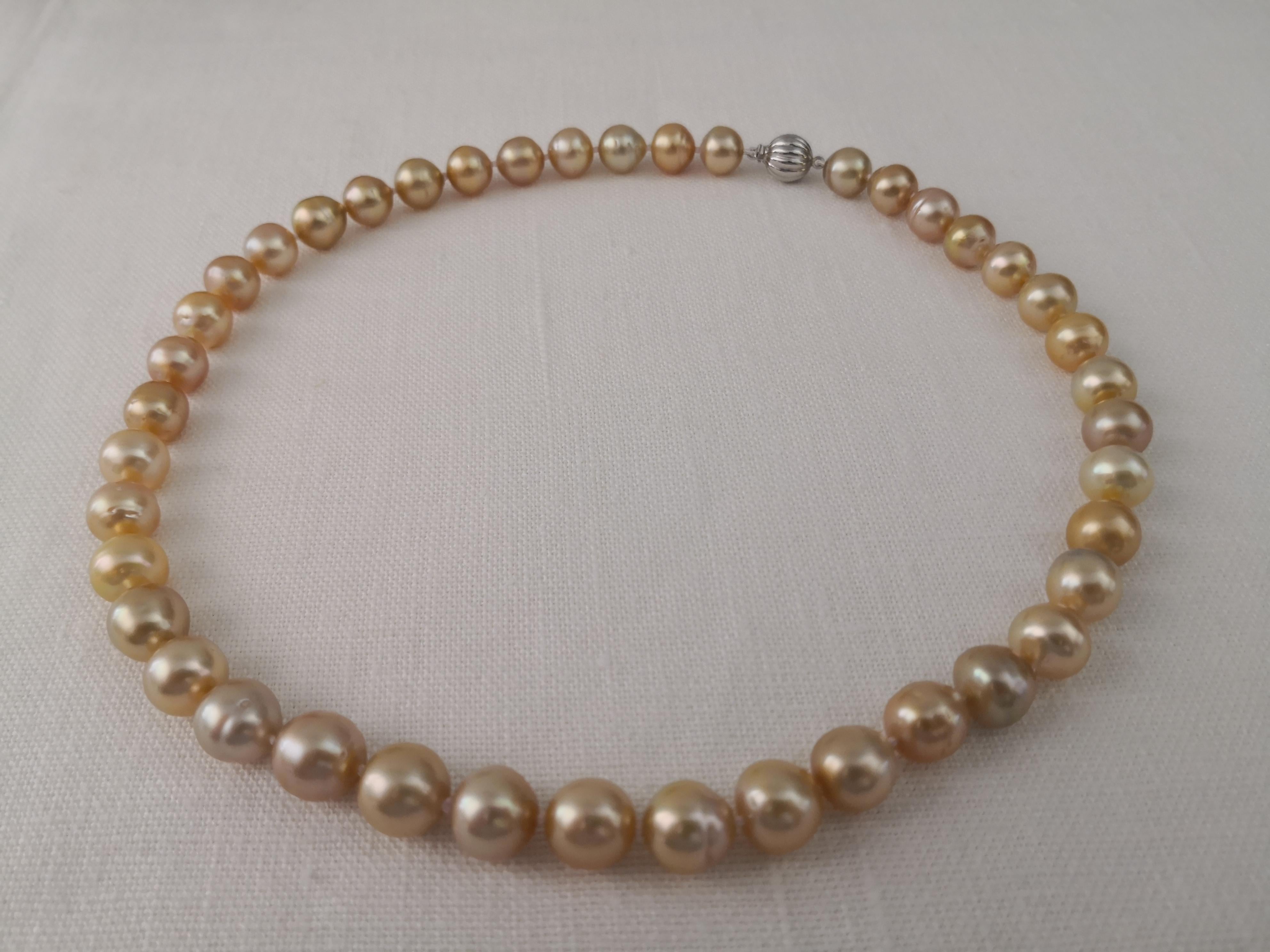 Golden Color South Sea Pearls, 18 Karat Gold In New Condition For Sale In Cordoba, ES