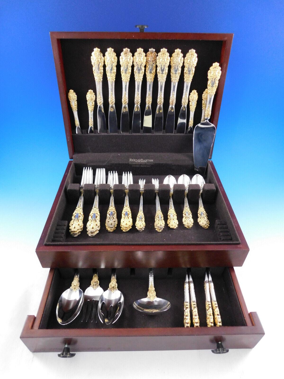 Set di posate Golden Crown Baroque by Gorham in argento sterling con accenti dorati - 53 pezzi. Questo modello è grande, pesante e impressionante. Questo set comprende:

8 coltelli da cena, 9 7/8