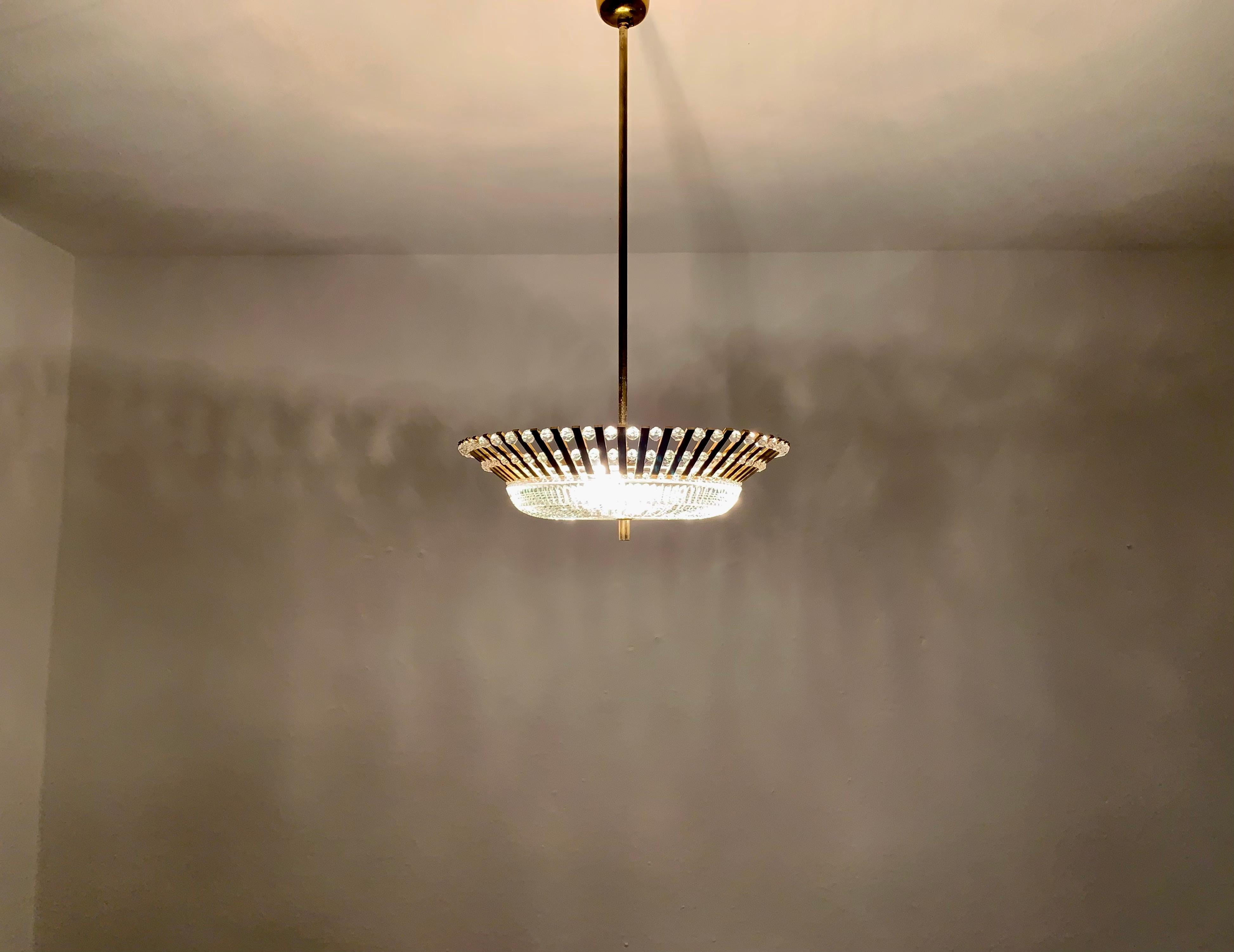 Lampadario in cristallo dorato di Palwa in vendita 3