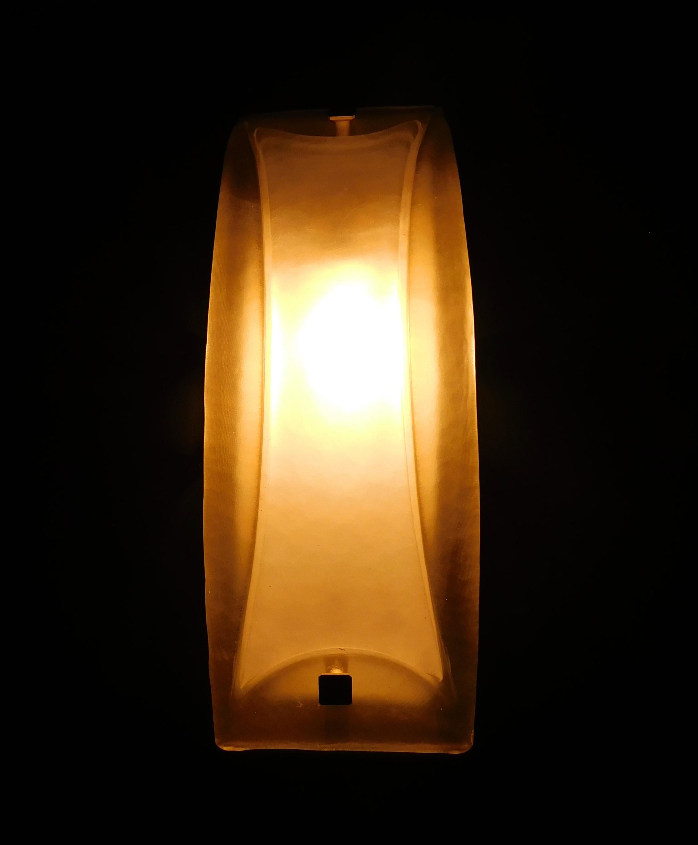 20ième siècle Appliques de Murano dorées, 3 disponibles en vente