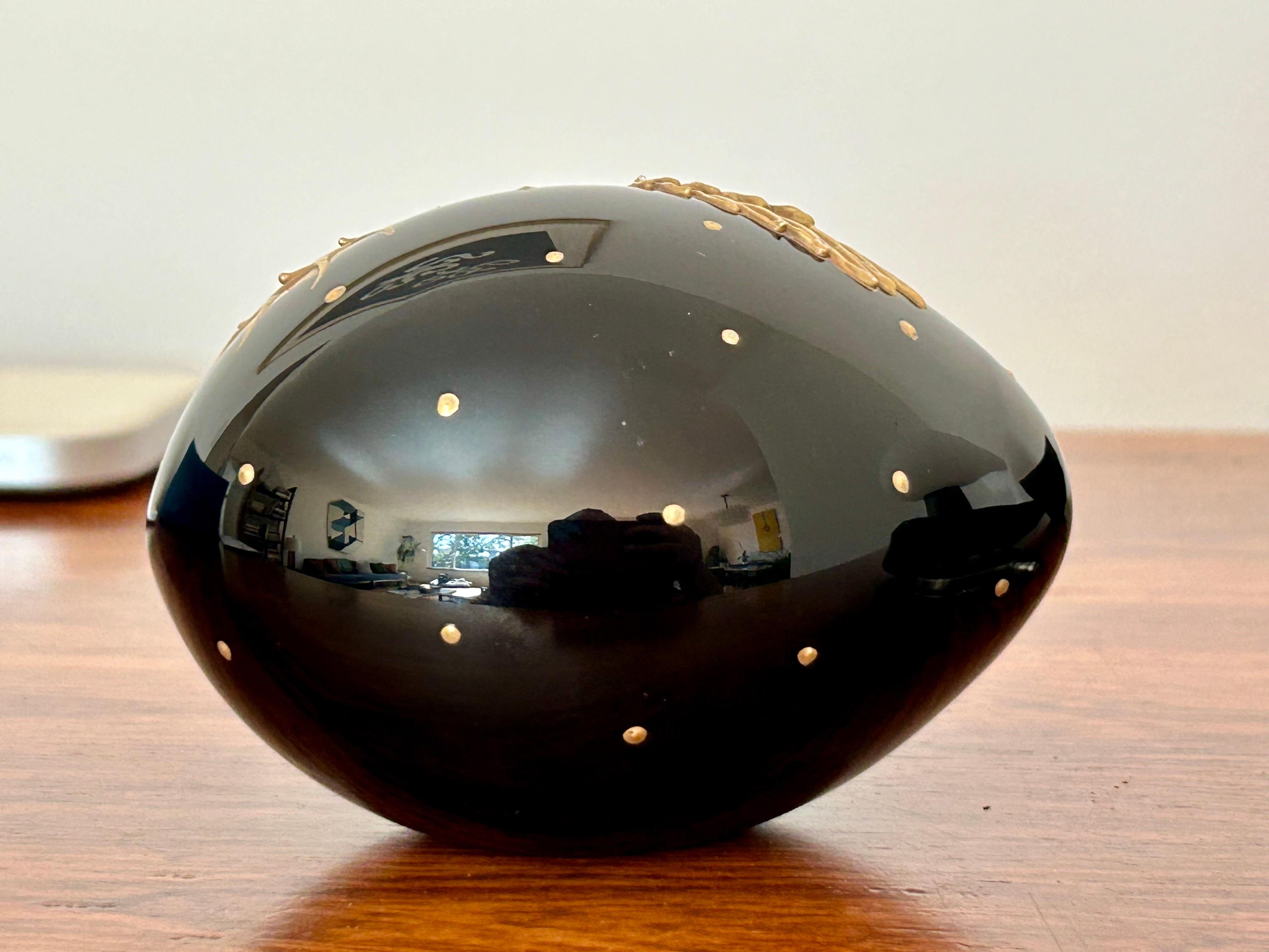 Golden Dragon Black Crystal Faberge Egg Objet d'Art  For Sale 1
