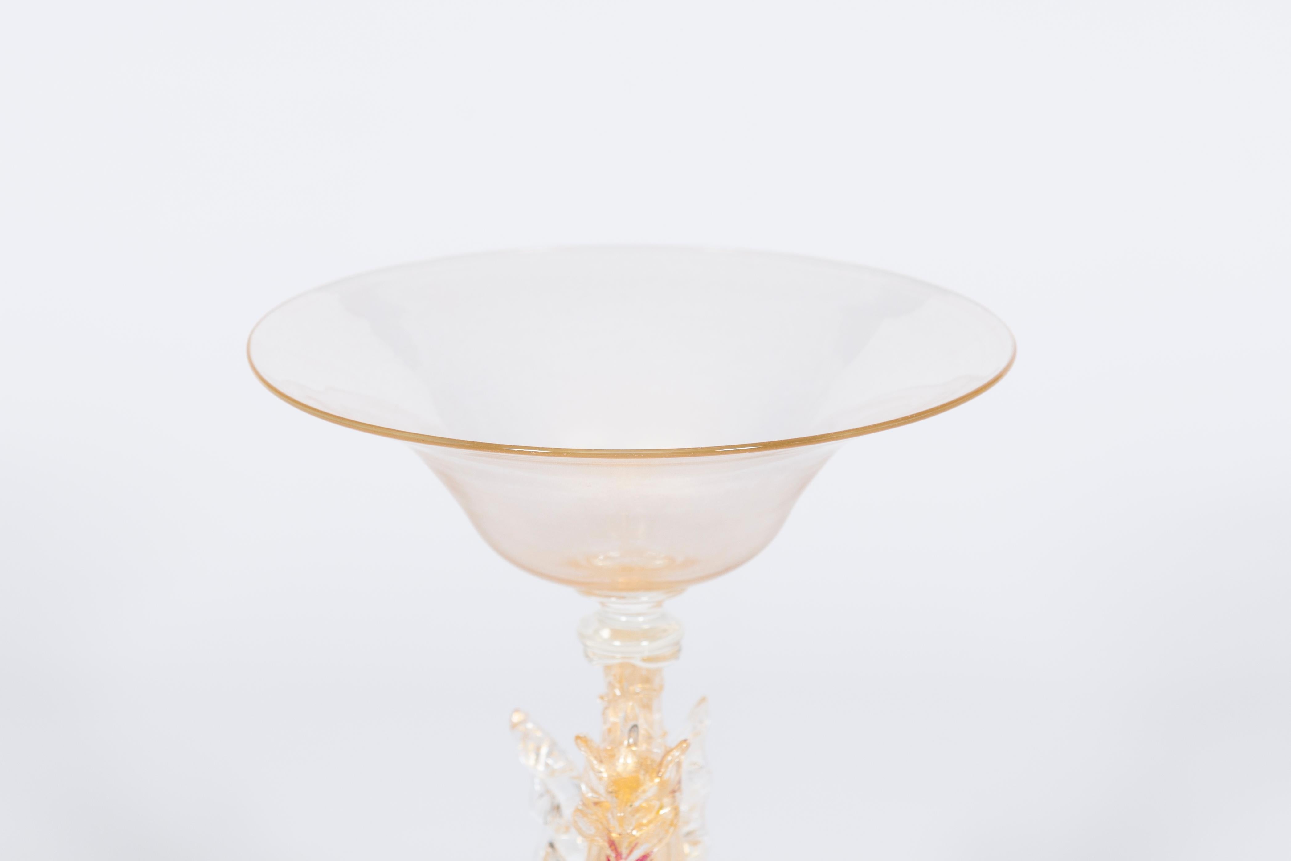 Italian Golden Dragon Footed Bowl in Clear Murano Glass and Gold Leaf Venice Italy 1970s For Sale