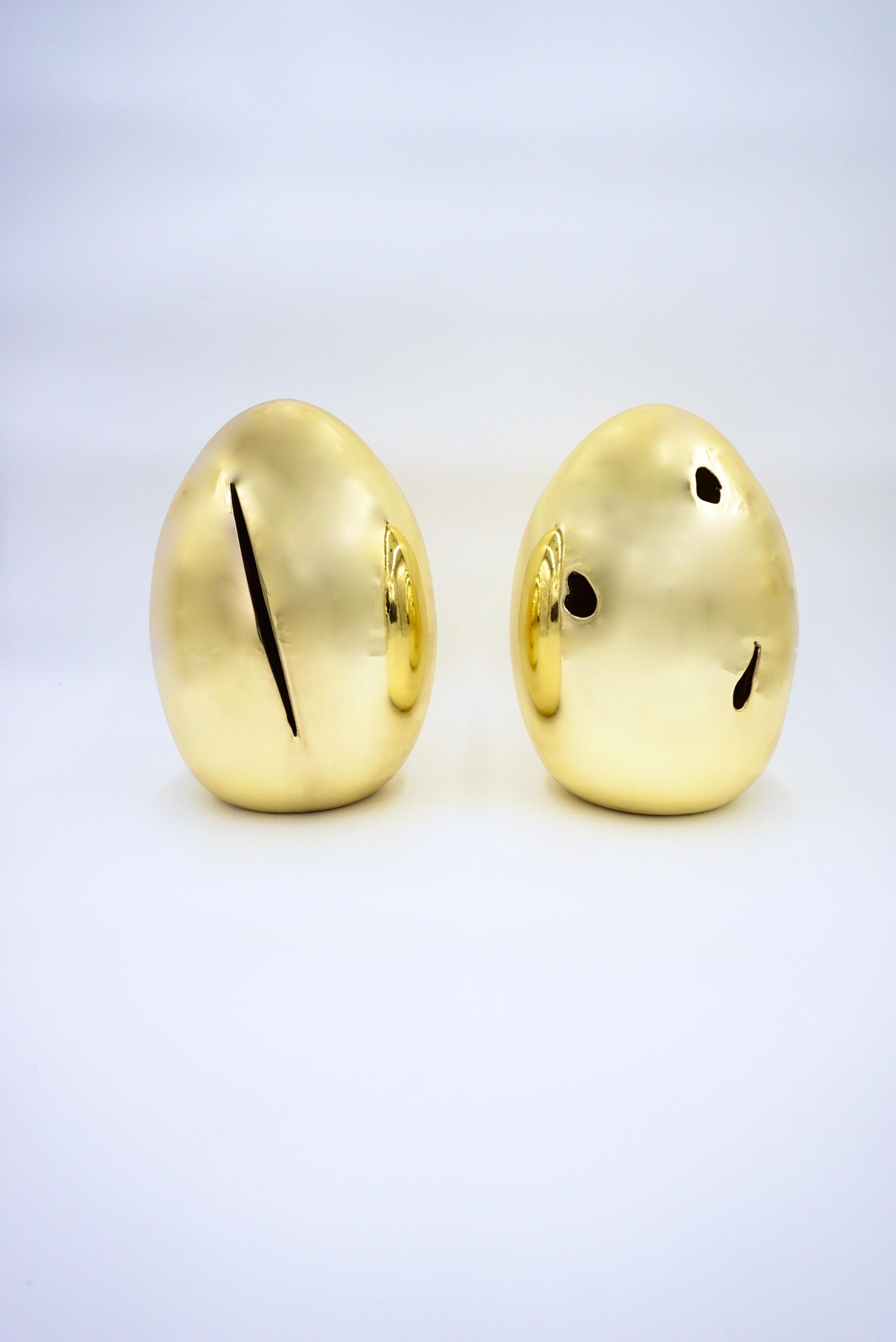 Paar golden glasierte Keramiklampen „GOLDEN EGGS“, Hommage an Lucio Fontana (Moderne der Mitte des Jahrhunderts) im Angebot