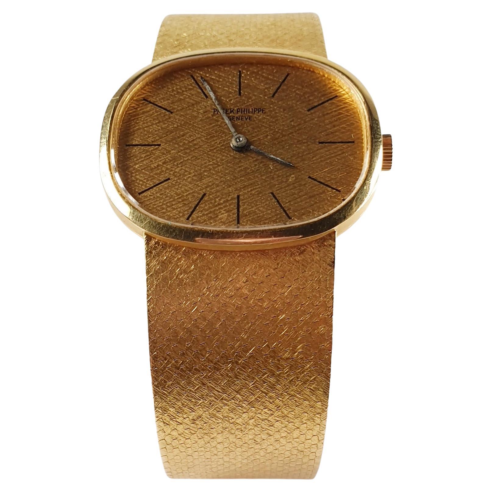 Modern Golden ElipsePatek Philippe Watch Champagne Dial   with original case 1970´s