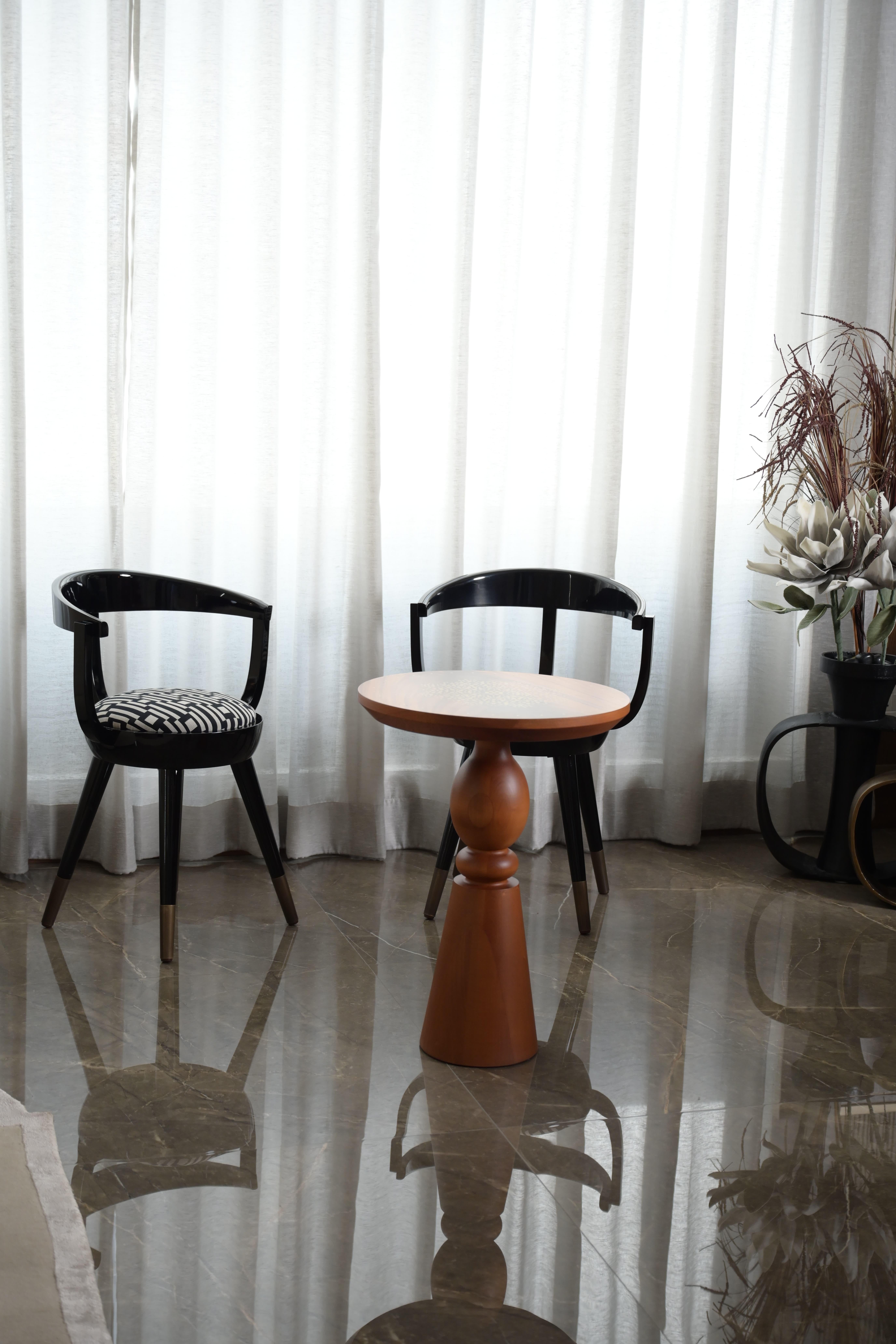 Golden Fleur Turned Small Side Table with Round Inlaid Top (Flower) In New Condition For Sale In Lentate sul Seveso, Monza e Brianza