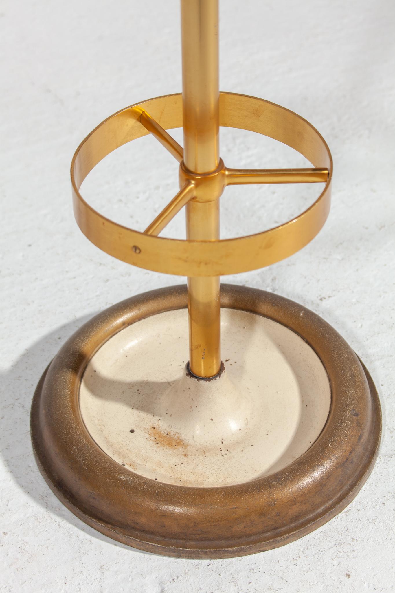 Golden Floor Stand Coat Rack with Umbrella and Walking Sticks Stand, 1970s In Good Condition For Sale In Antwerp, BE