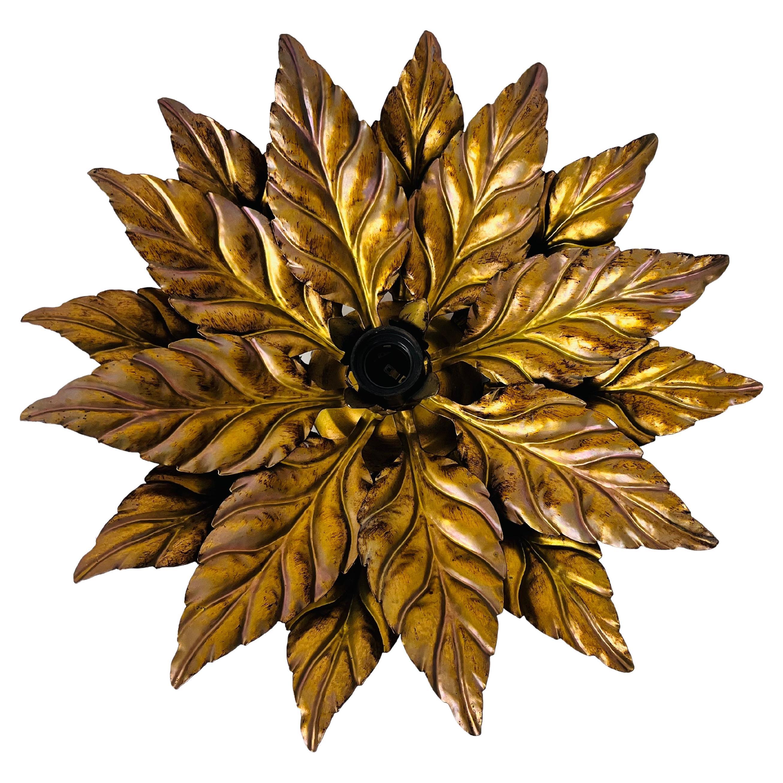 Applique en forme de fleur en or florentin de Hans Kögl, Allemagne, 1970