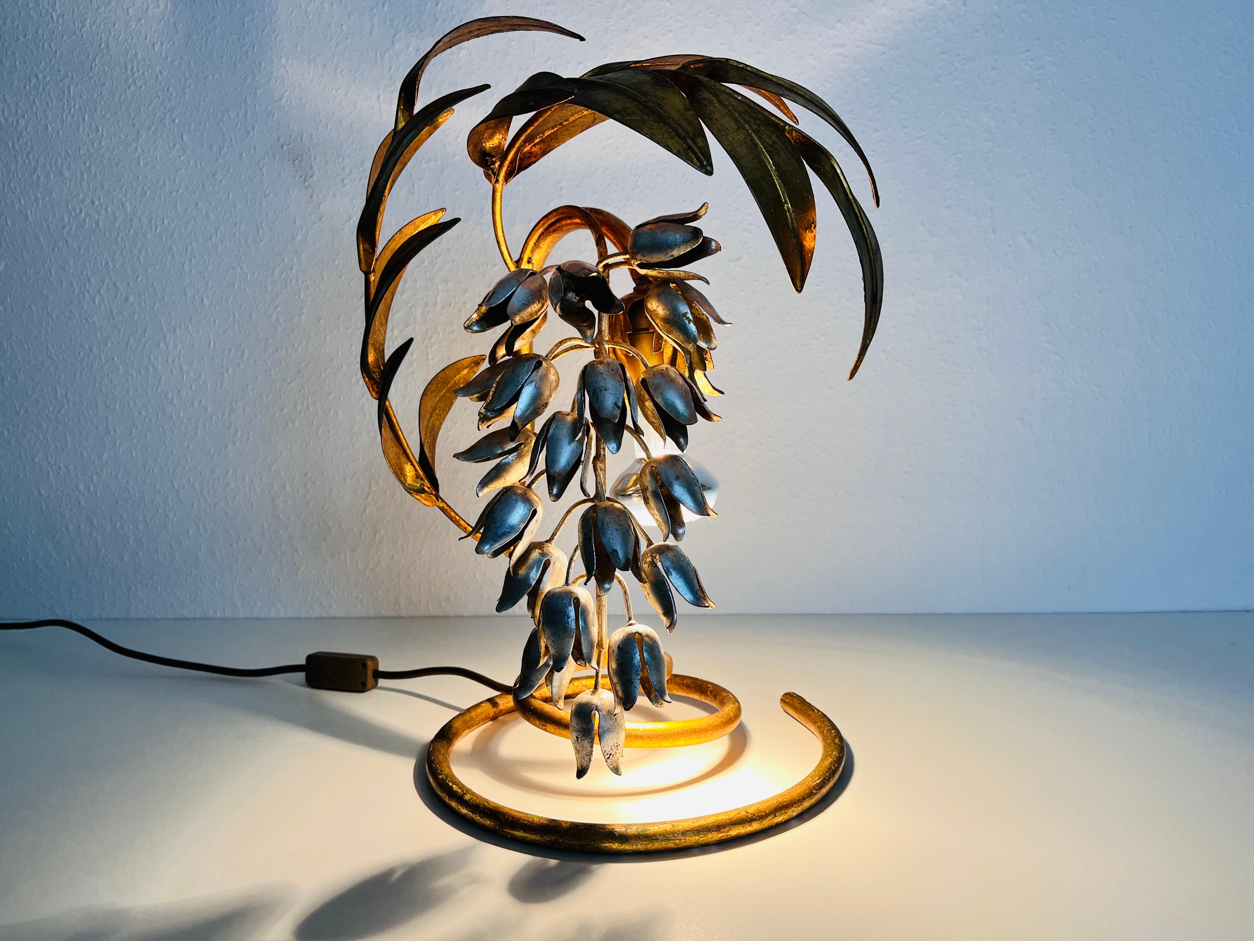 Golden Florentine Flower Shape Table Lamp by Hans Kögl, Germany, 1970s For Sale 2