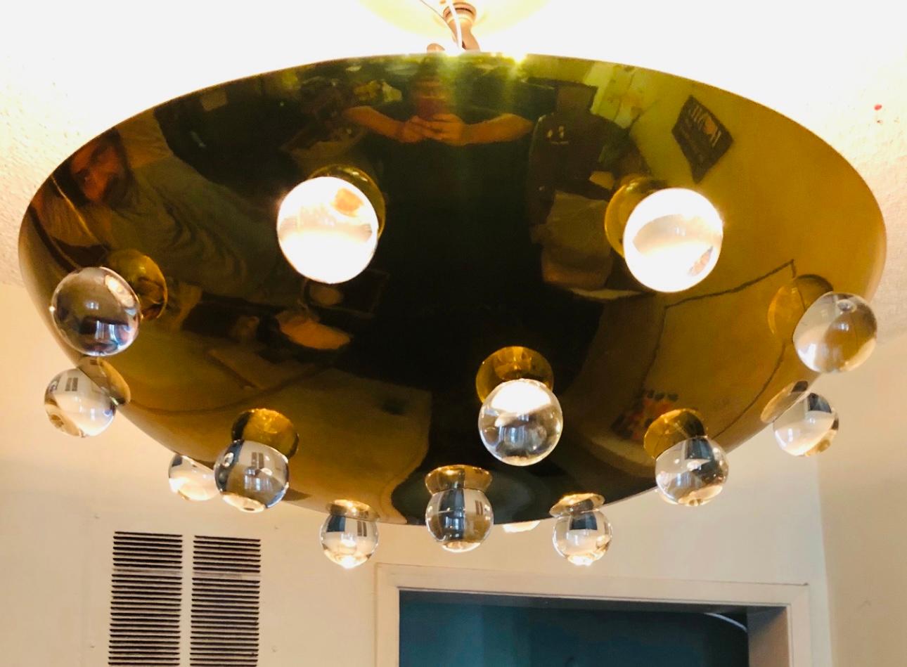 Français Lampadaire suspendu français doré des années 1960 en vente