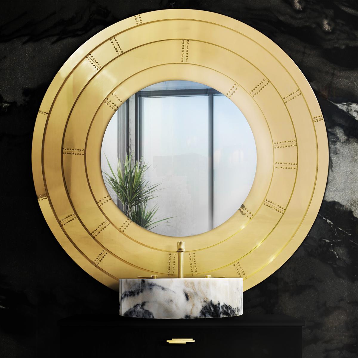 Goldener Gate-Spiegel mit massivem poliertem Messing im Angebot 3