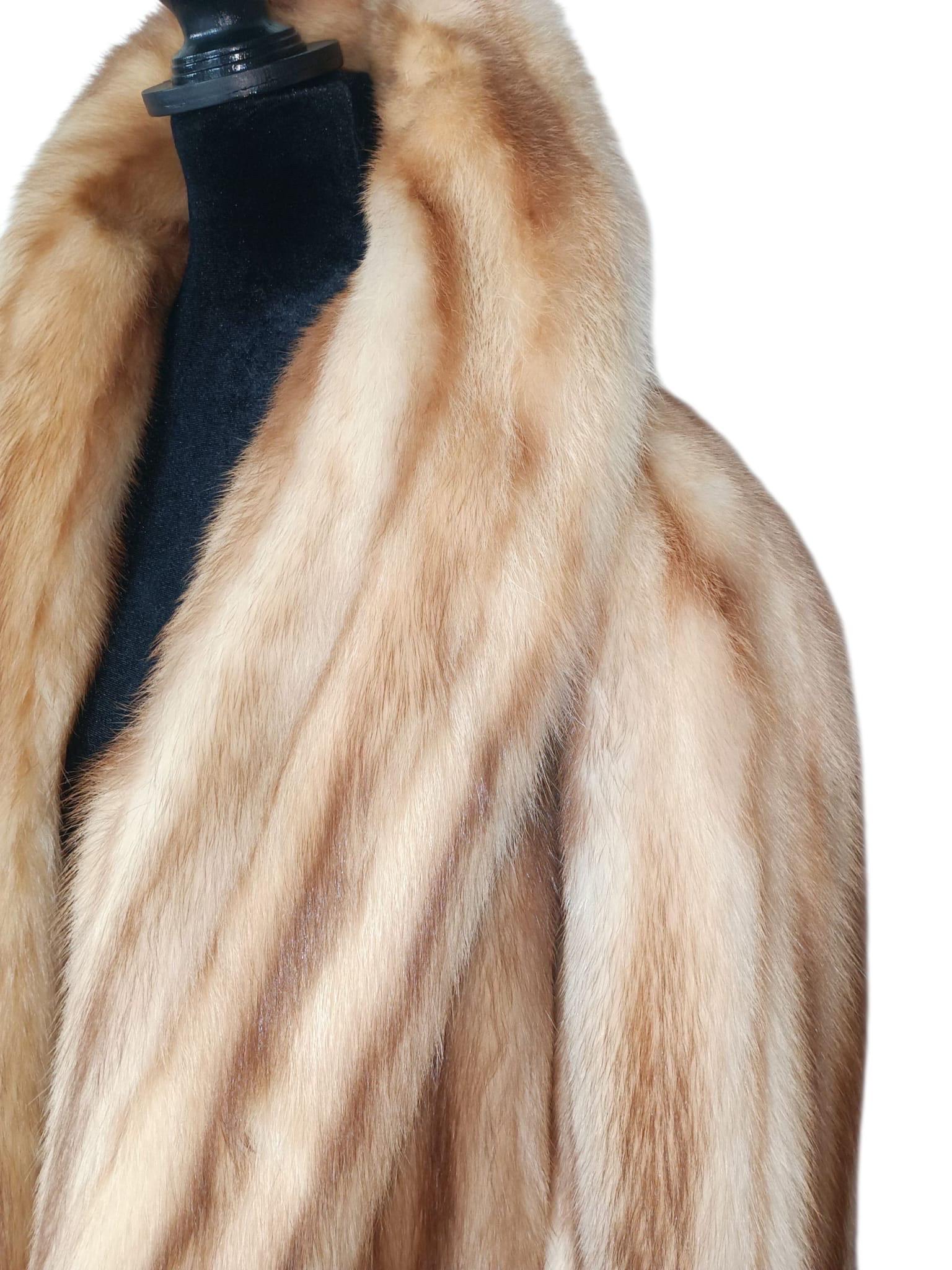 Abrigo de piel de marta alemana dorada (Talla 16/ L) en venta 6