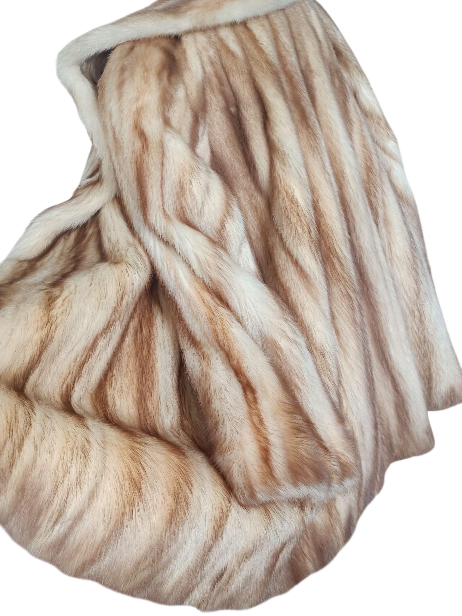 Abrigo de piel de marta alemana dorada (Talla 16/ L) en venta 7