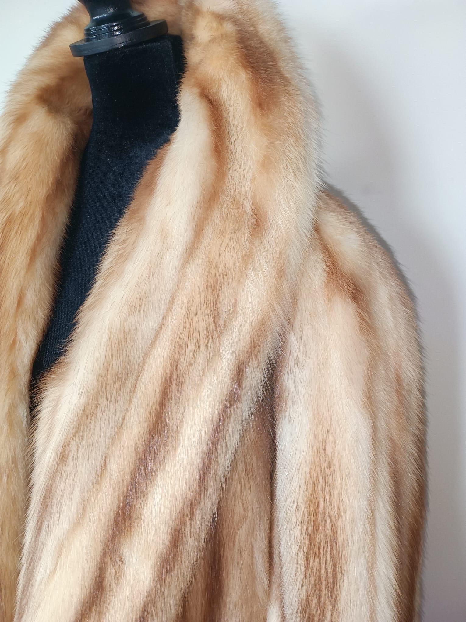 Abrigo de piel de marta alemana dorada (Talla 16/ L) en venta 12