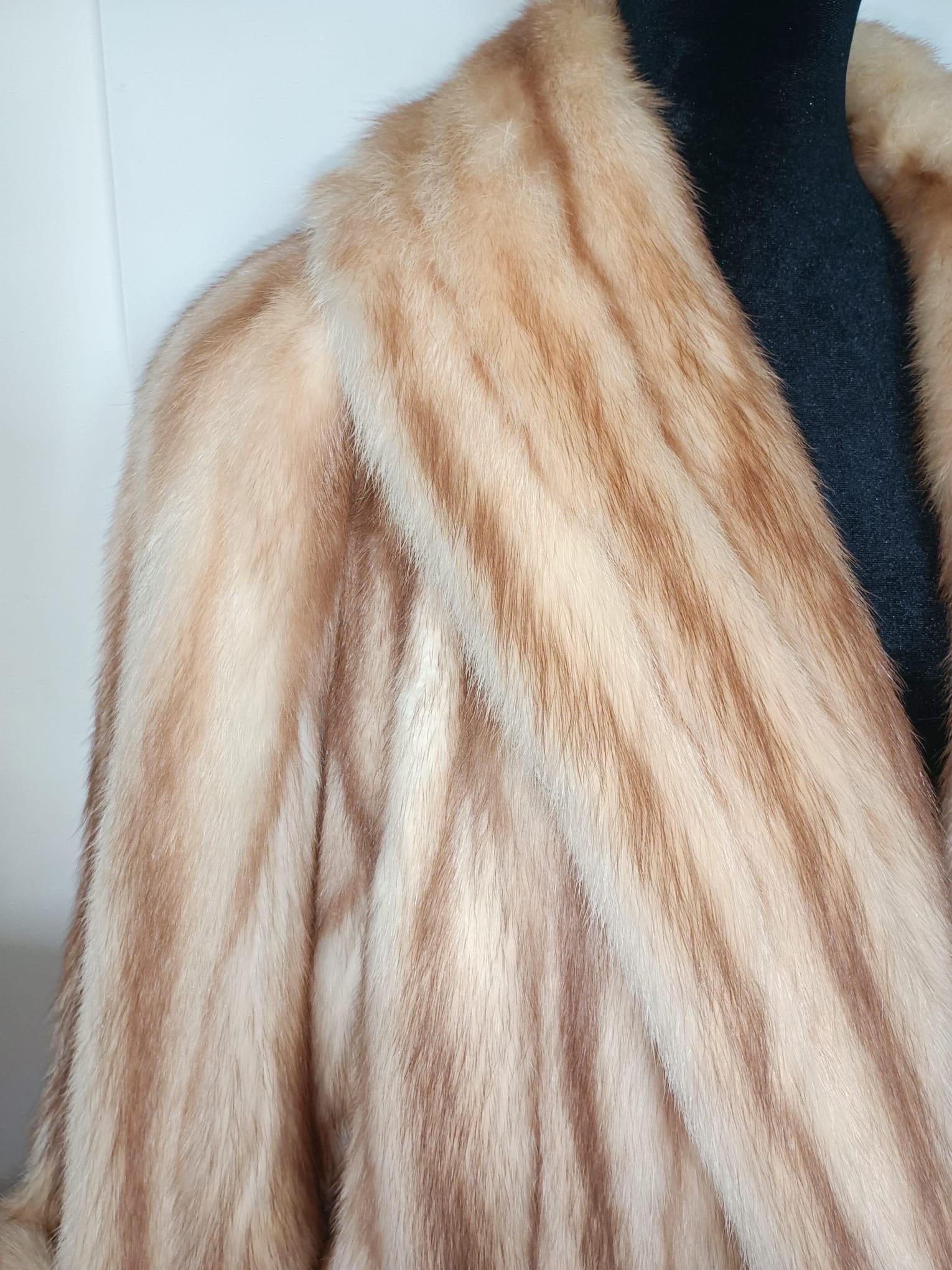 Abrigo de piel de marta alemana dorada (Talla 16/ L) en venta 14