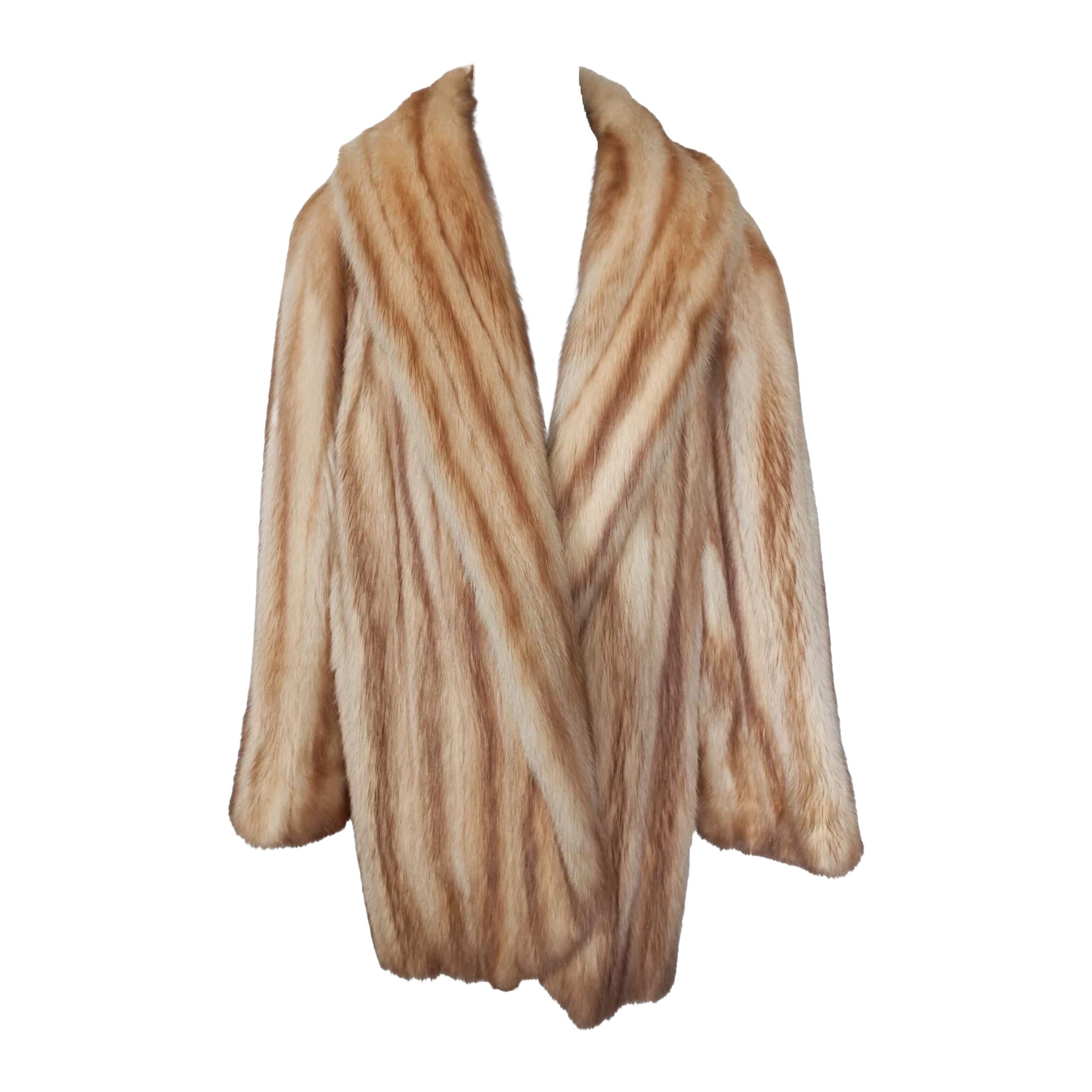 Abrigo de piel de marta alemana dorada (Talla 16/ L)