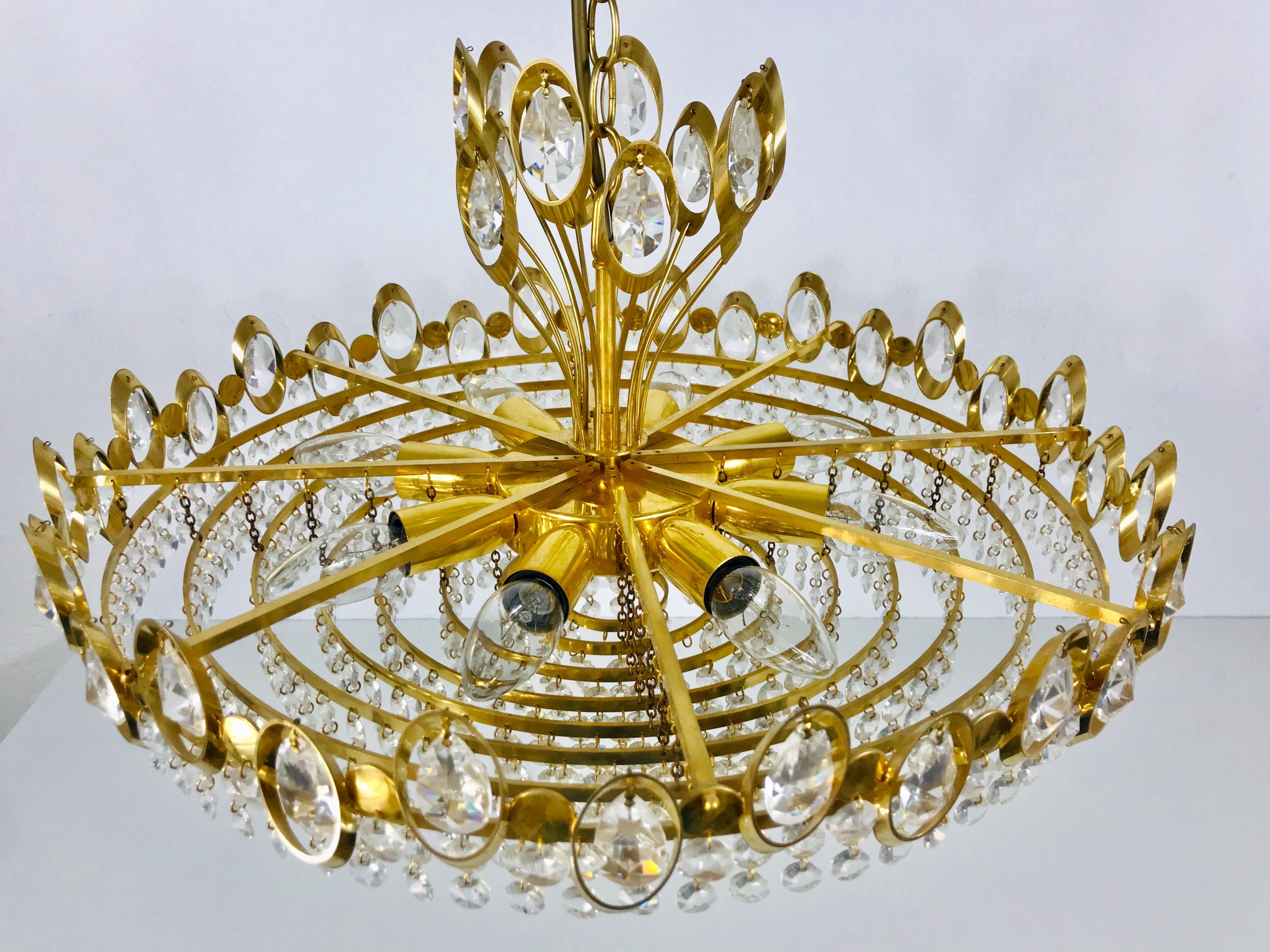 Golden Gilded Brass and Crystal Glass Chandelier by Palwa, Germany, 1960s In Good Condition For Sale In Hagenbach, DE