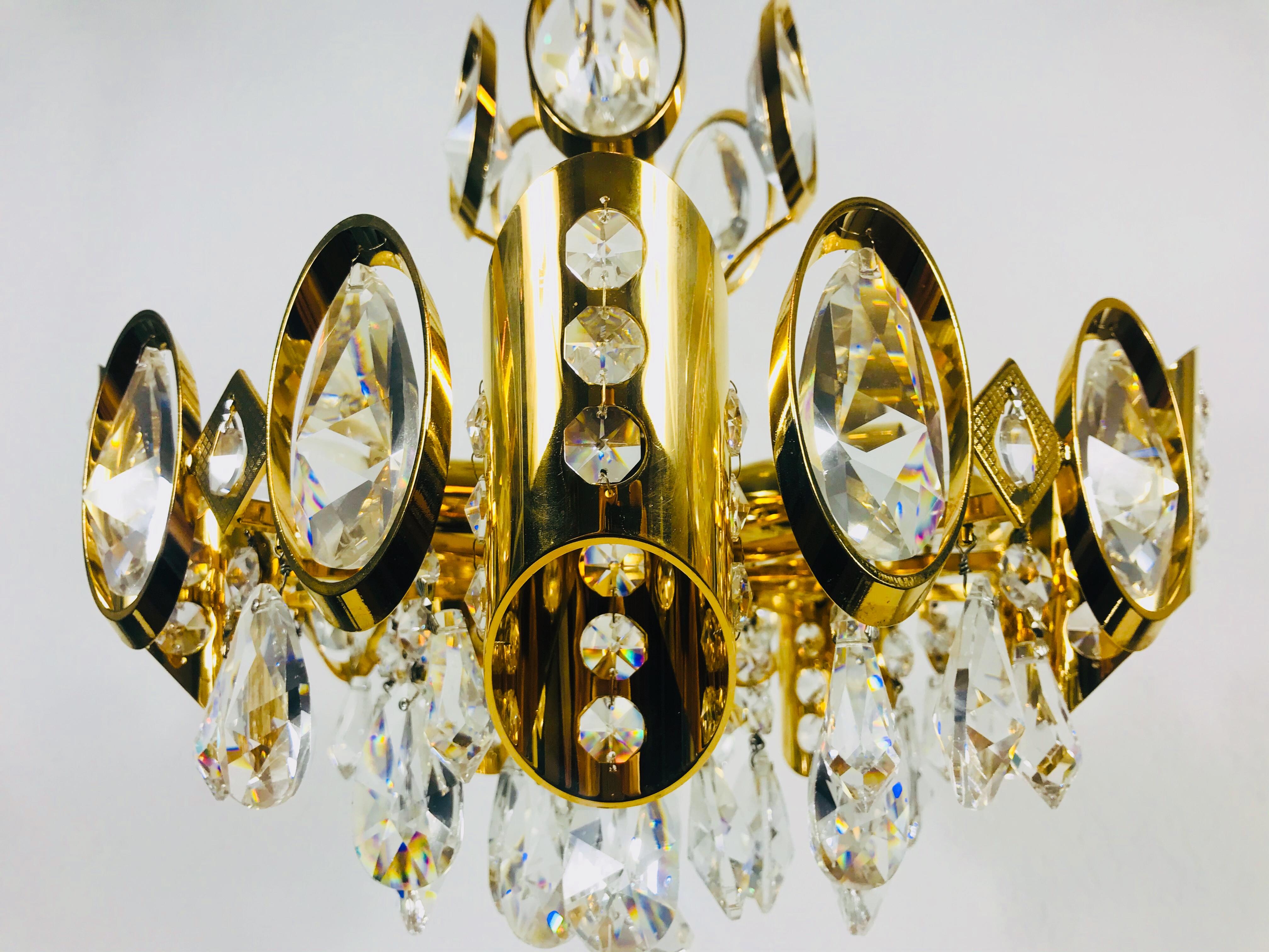 Mid-20th Century Golden Gilded Brass and Crystal Glass Chandelier by Palwa, Germany, 1960s For Sale