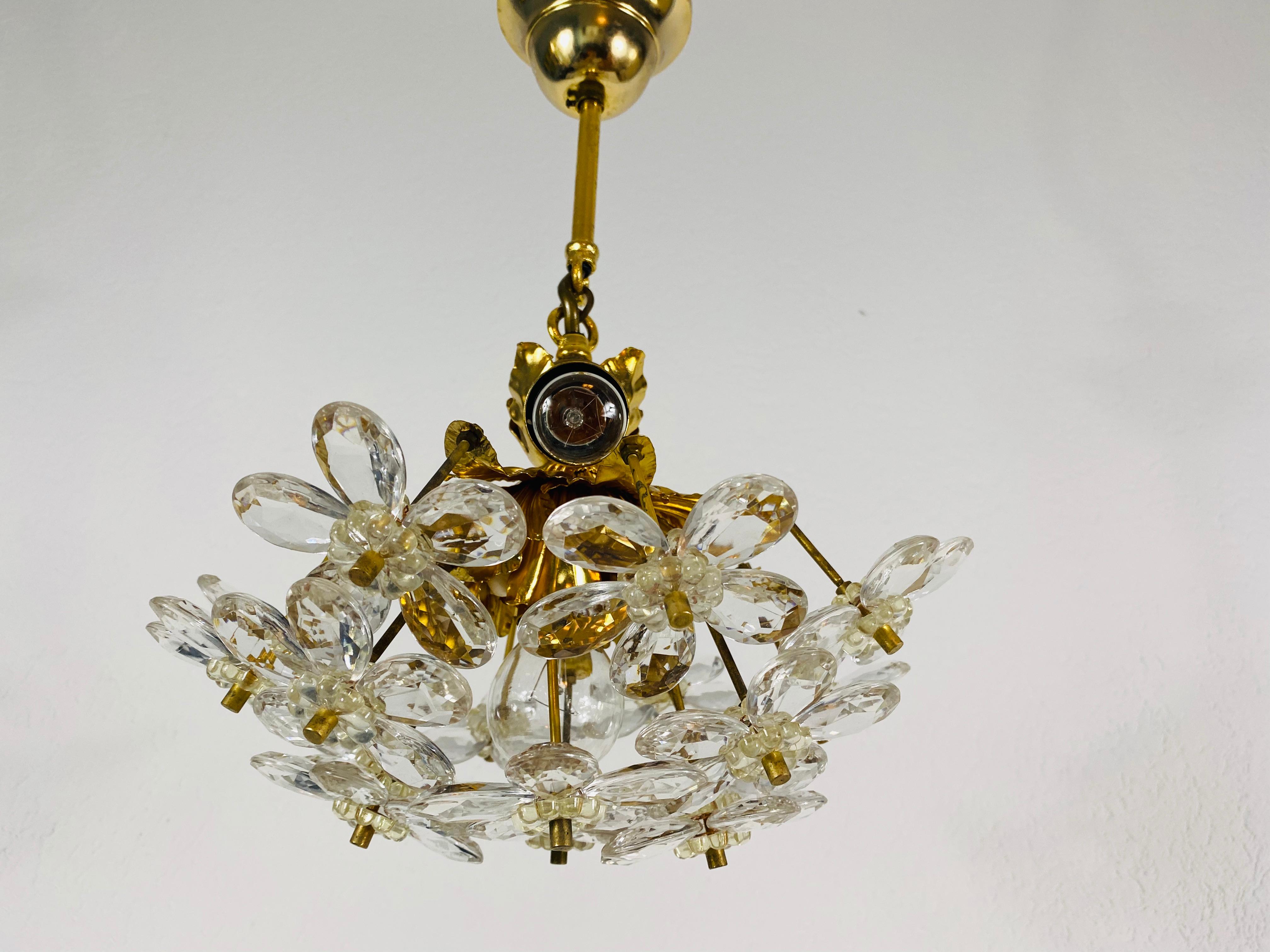 Golden Gilded Brass and Crystal Glass Chandelier by Palwa, Germany, 1960s For Sale 1