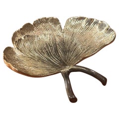 "Goldener Ginkgo" Catch All in Box von Michael Aram