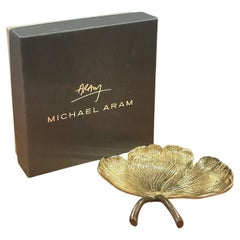 "Goldener Ginkgo" Catch All in Box von Michael Aram