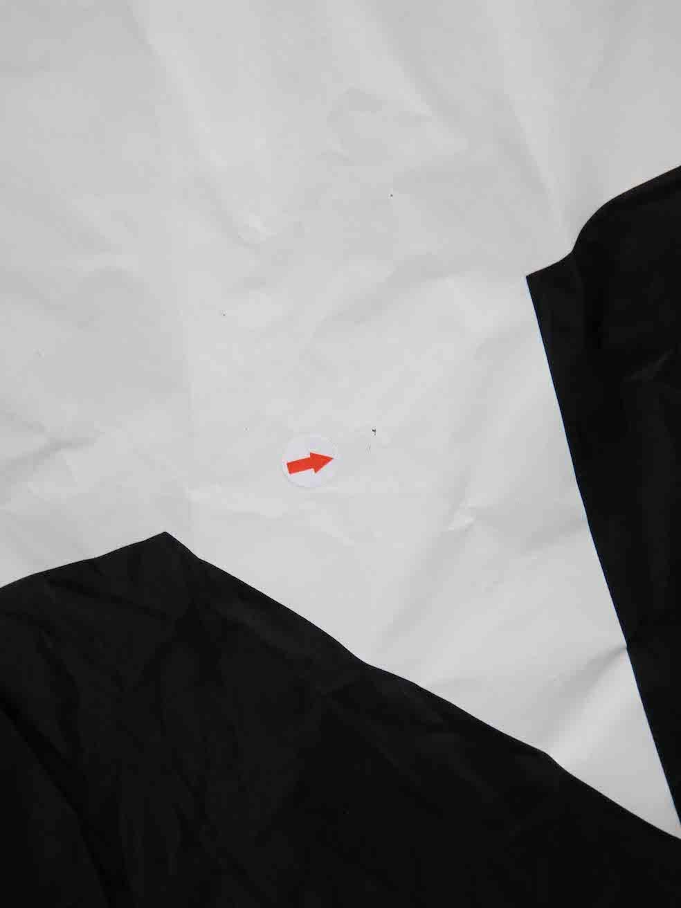 Women's Golden Goose Black Hooded Logo Windbreaker Size XXXL For Sale