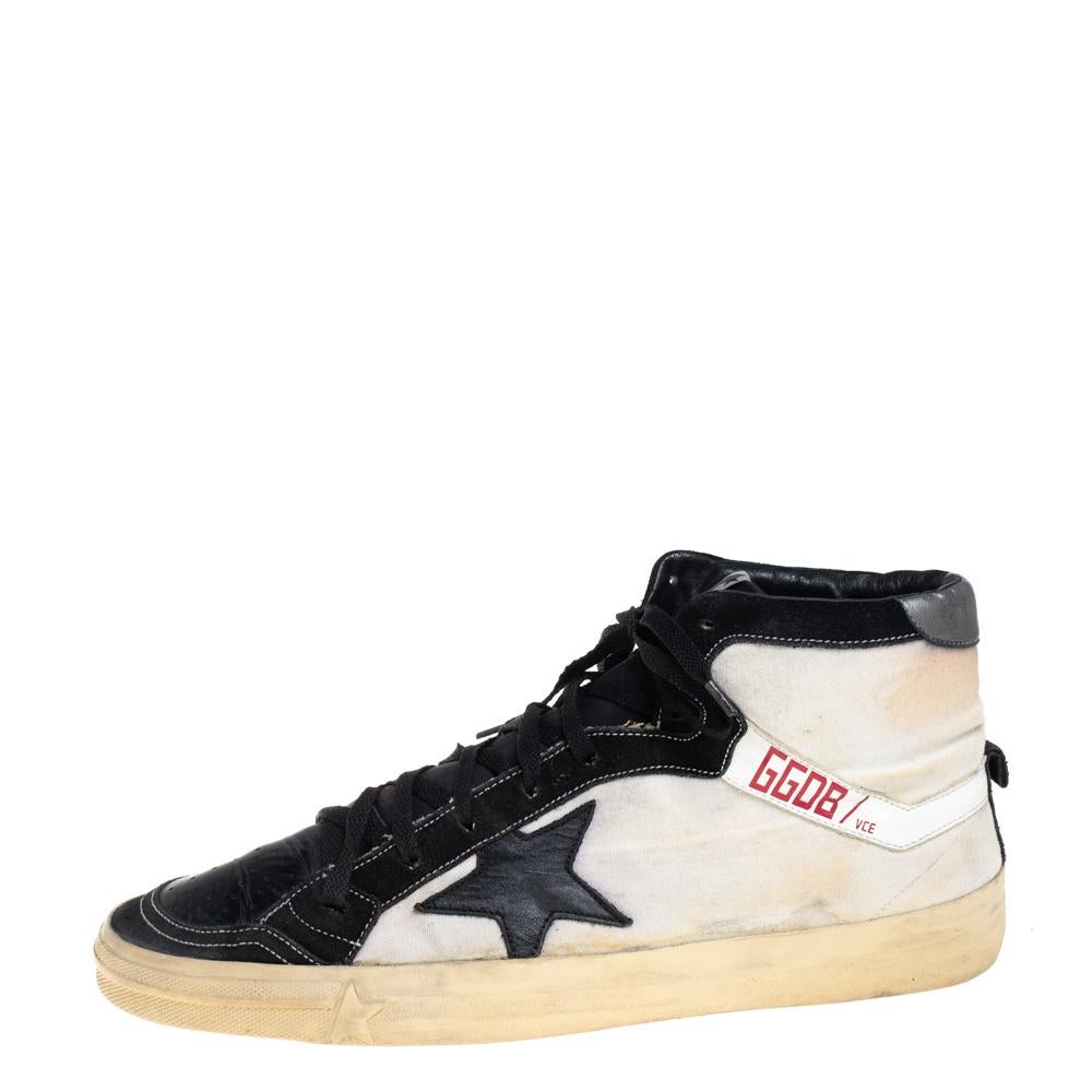 A pair that will see you through a long day in full comfort! Crafted using canvas, suede, and leather, these Golden Goose sneakers are designed in a high-top style and feature lace-up closure and star details. The sneakers are finished with durable