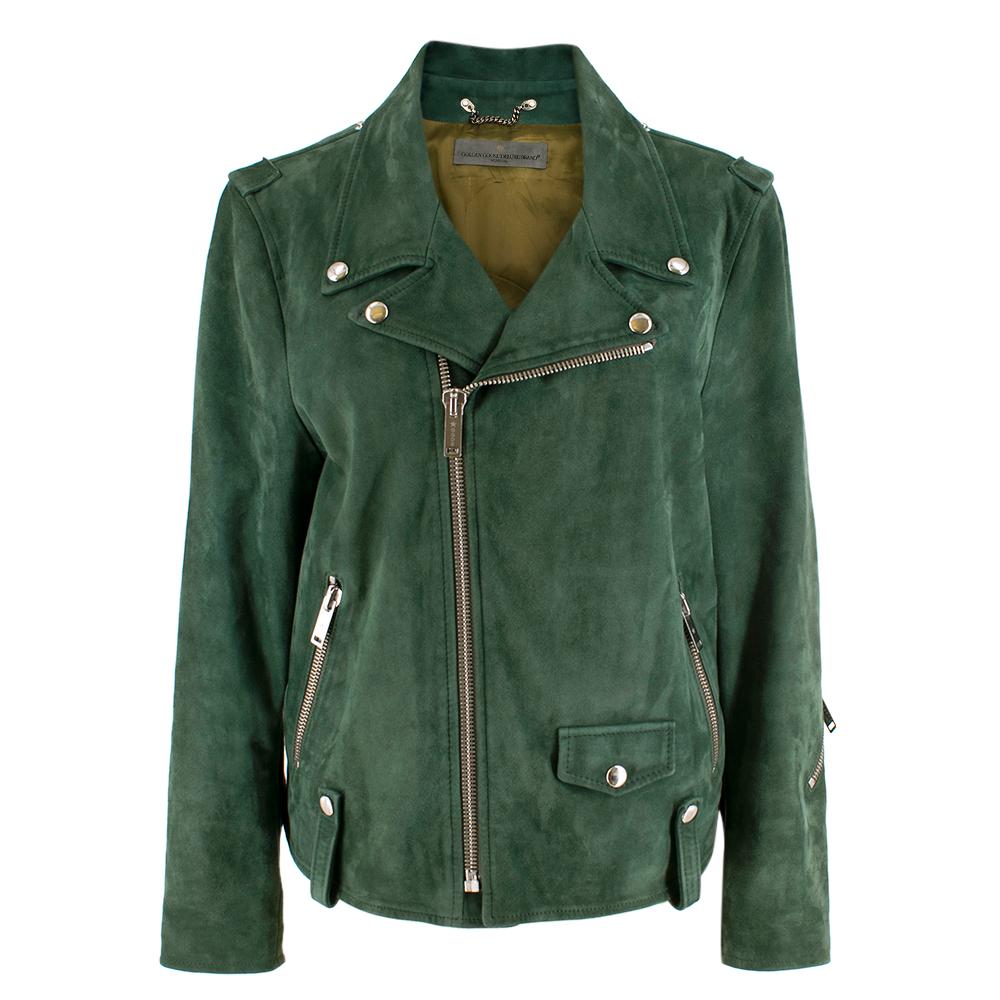 Golden Goose Deluxe Brand Green Suede Biker Jacket 

Green suede biker jacket 
Lip and writing print on the back
Olive green interior 
Silver-tone hardware
Push stud hardware
Back Black Belt 
Two exterior zip pockets 
One exterior snap closure