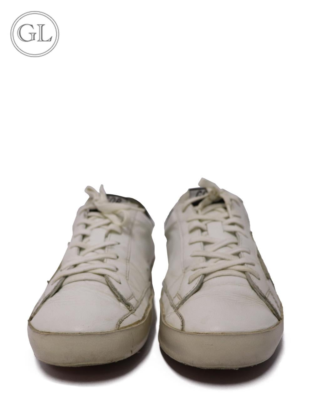 Golden Goose EU 43 Men’s Super-Star sneakers In Fair Condition In Amman, JO