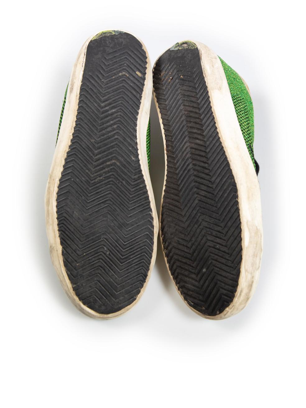 Golden Goose Green Metallic Superstar Trainers Size IT 39 In Excellent Condition For Sale In London, GB
