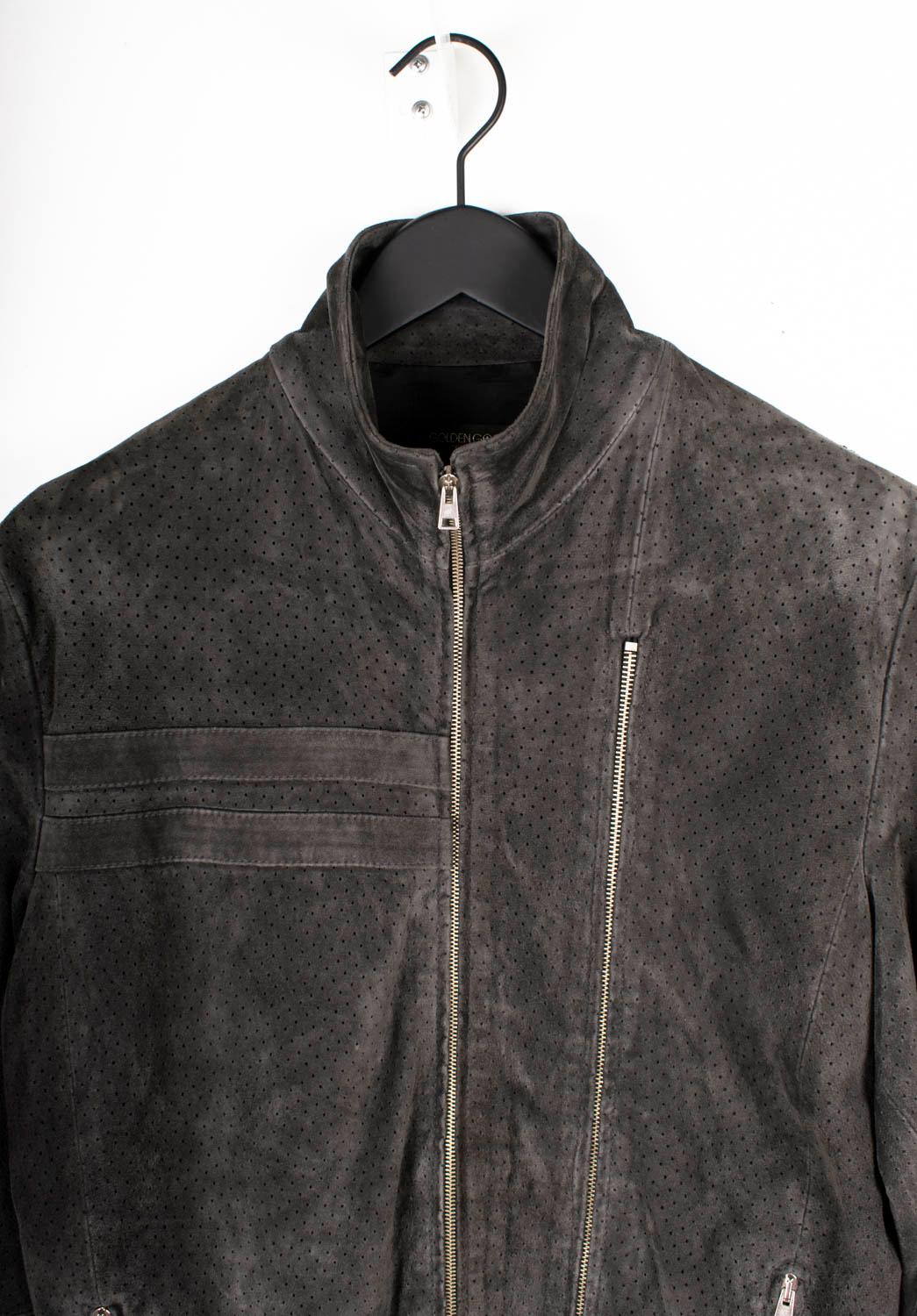 Check my other listings. Have many more designer clothes for sale. Open to any offers.
Item for sale is 100% genuine Golden Goose Bomber Men Jacket, VINU0
Color: grey
(An actual color may a bit vary due to individual computer screen