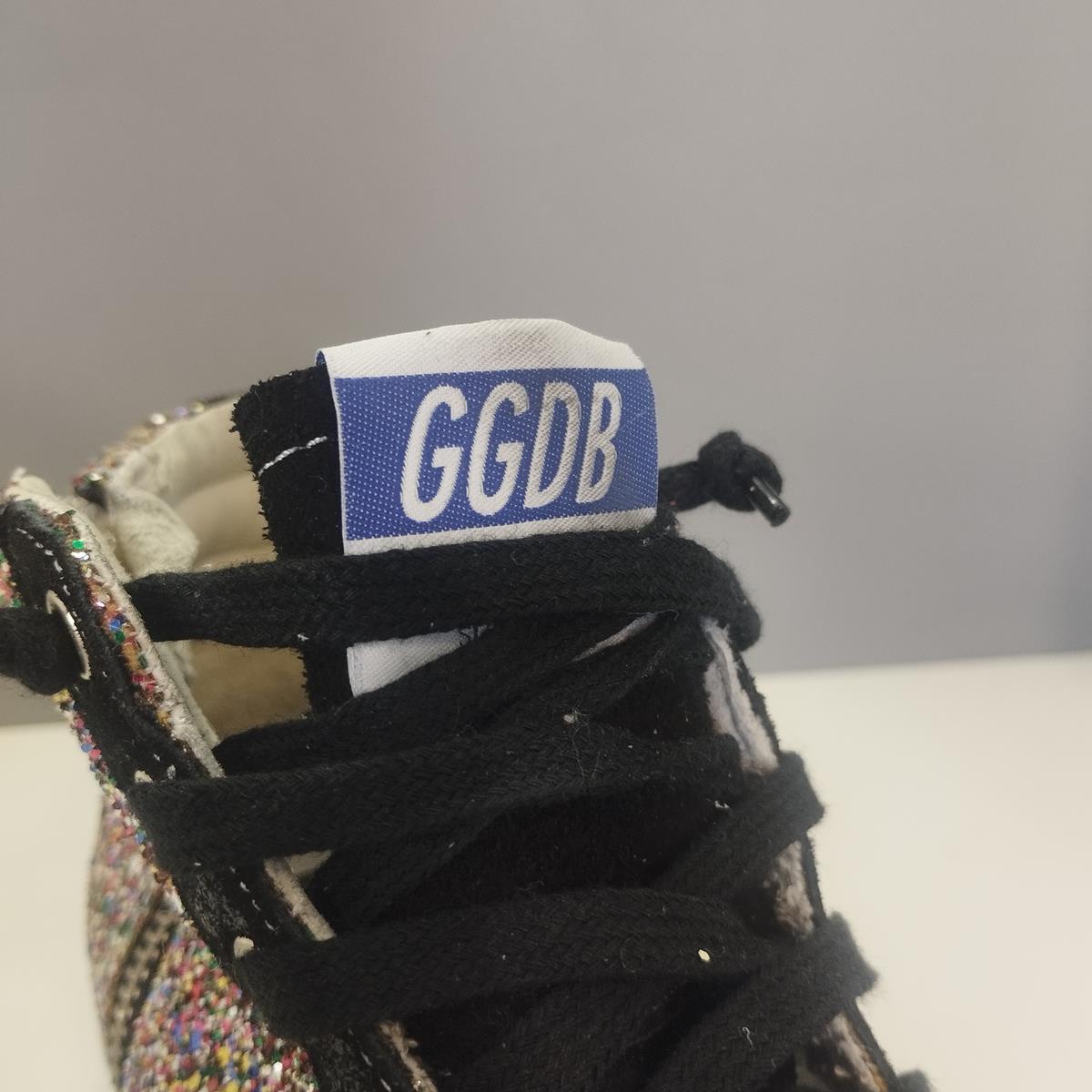 Women's Golden Goose Slide Archive Sneakers IT 37