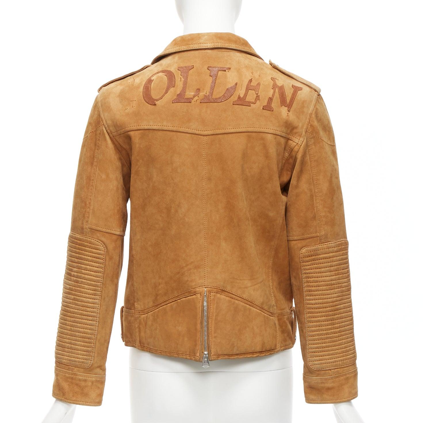 GOLDEN GOOSE tobacco brown distressed suede silver stud logo biker jacket
Reference: NKLL/A00142
Brand: Golden Goose
Material: Leather
Color: Brown, Silver
Pattern: Solid
Closure: Zip
Lining: Grey Fabric
Extra Details: GOLDEN leather patch at back