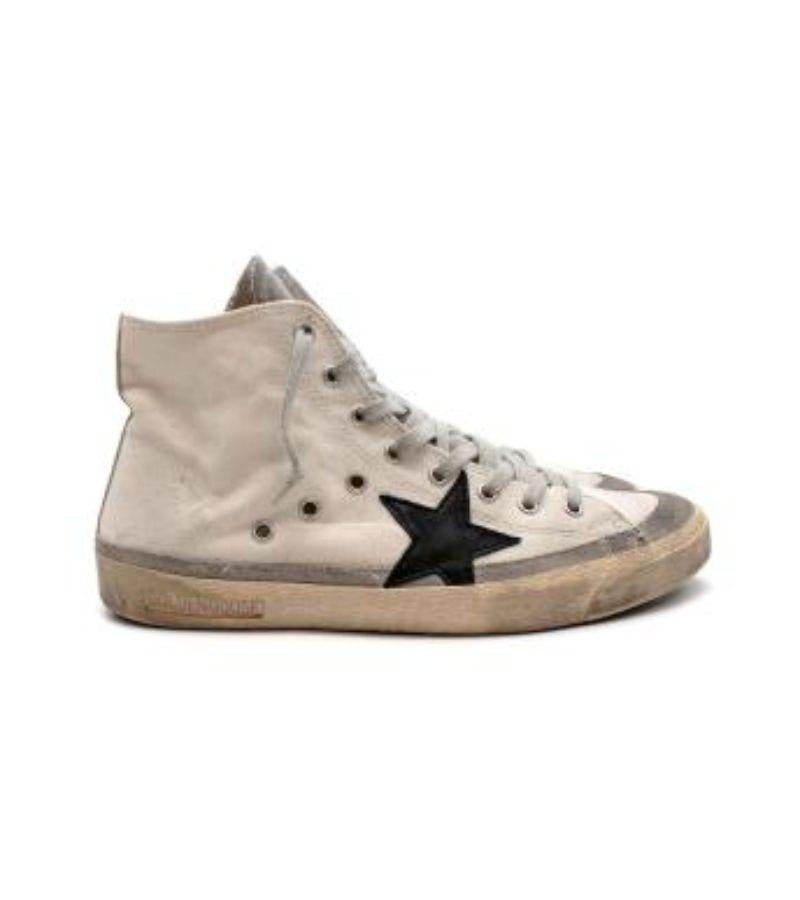 Golden Goose White, Grey High Top Trainers

-Distressed finish
-Signature star patch to the sides
-Round toe
-Front lace-up fastening
-Side zip fastening
-Ankle-length
-Flat rubber sole

Material: 

Canvas 
Rubber 

PLEASE NOTE, THESE ITEMS ARE