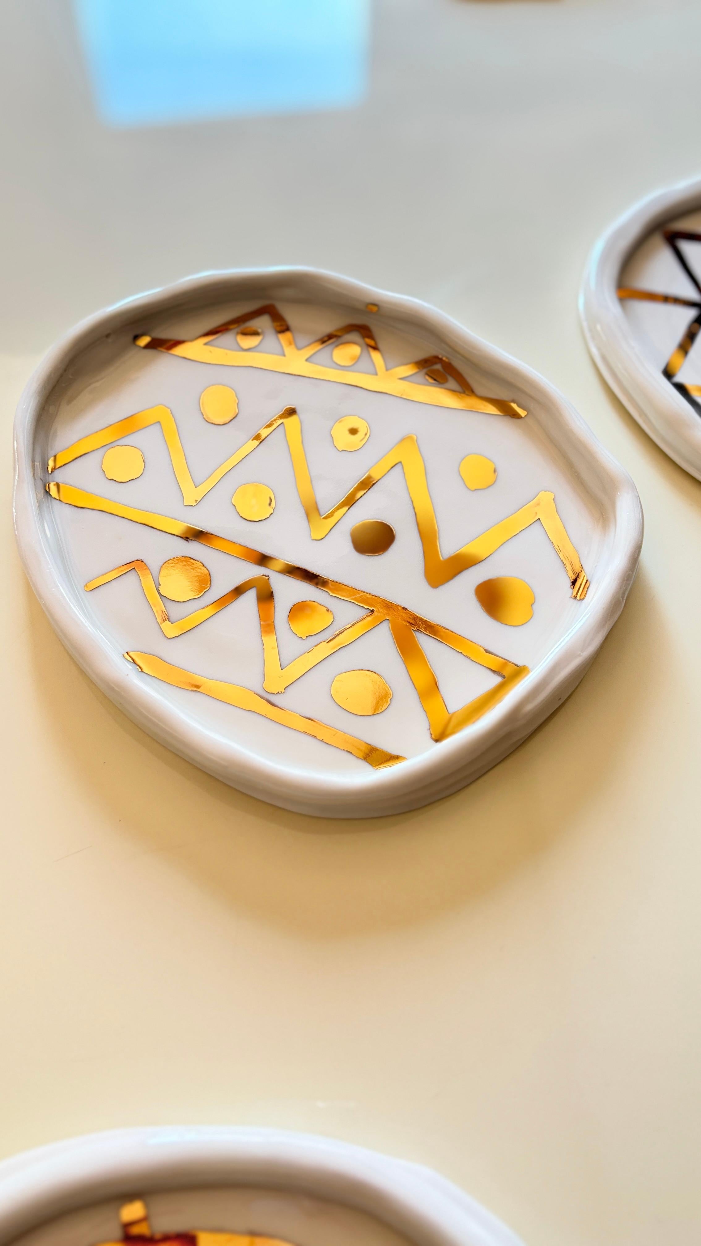 Post Modern Inspired White and Gold Unique Porcelain Plates by Hania Jneid For Sale 8