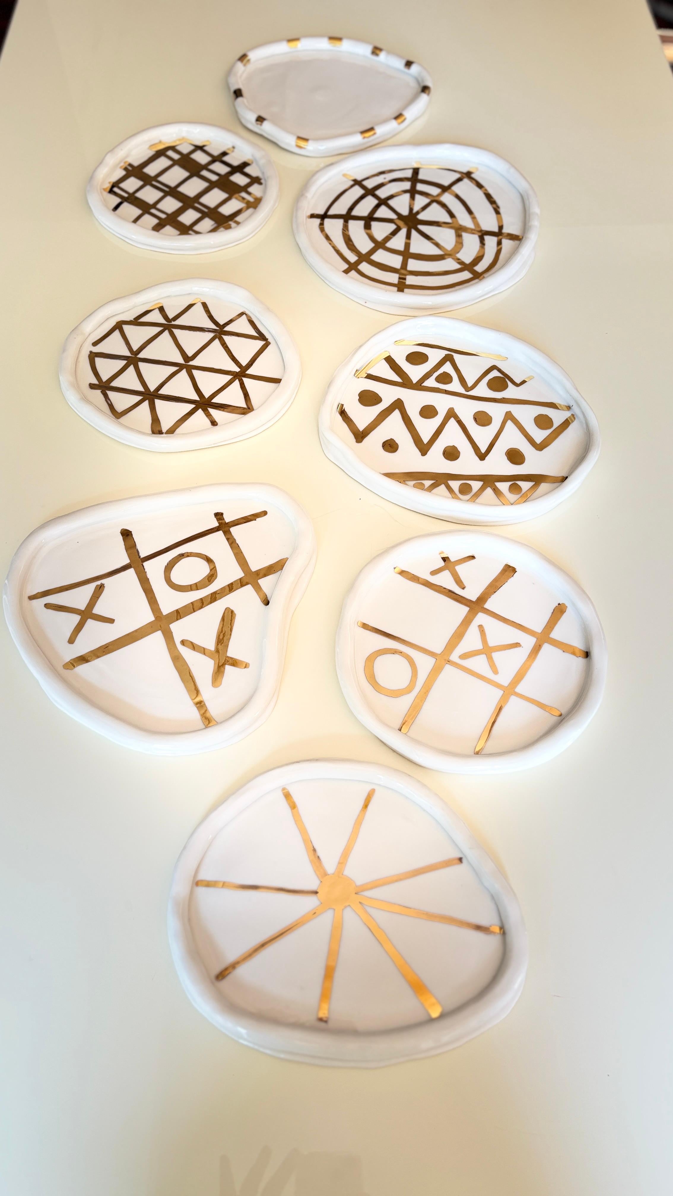 Elevate your dining experience with Golden Grace porcelain plates. These festive white plates feature elegant gold lustre for a touch of luxury. Heat resistant and uniquely crafted, these plates are perfect for any special occasion.
This is a set of