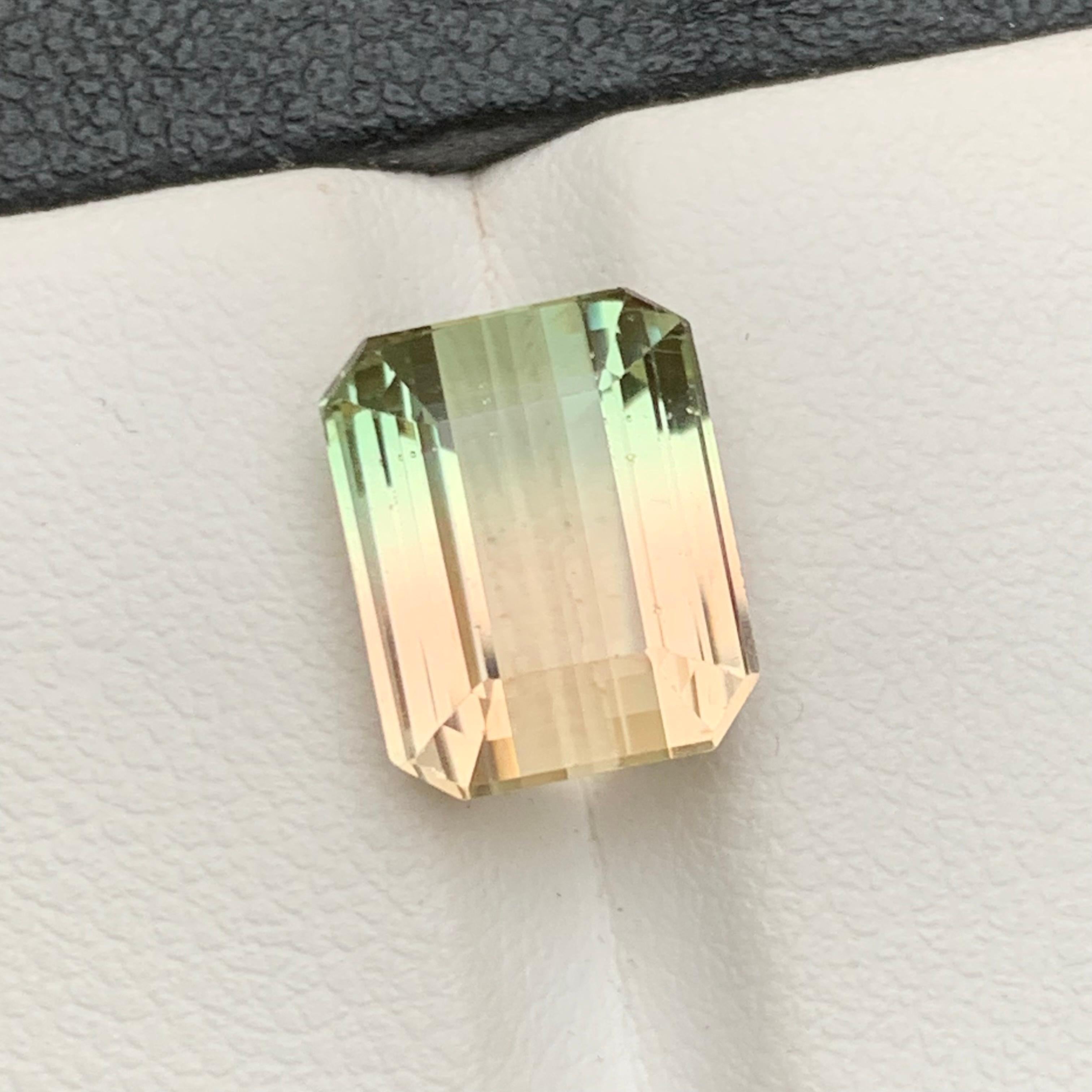 Contemporary Golden & Green Bicolor Natural Tourmaline Ring Loose Gemstone 6.85Ct Emerald Cut For Sale