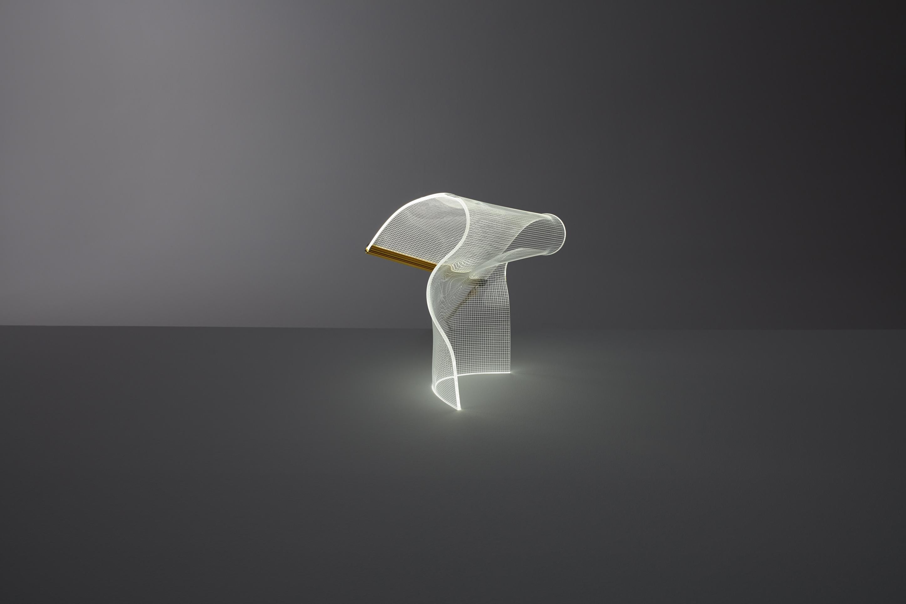 Post-Modern Golden Gweilo Song Table Lamp by Parachilna For Sale