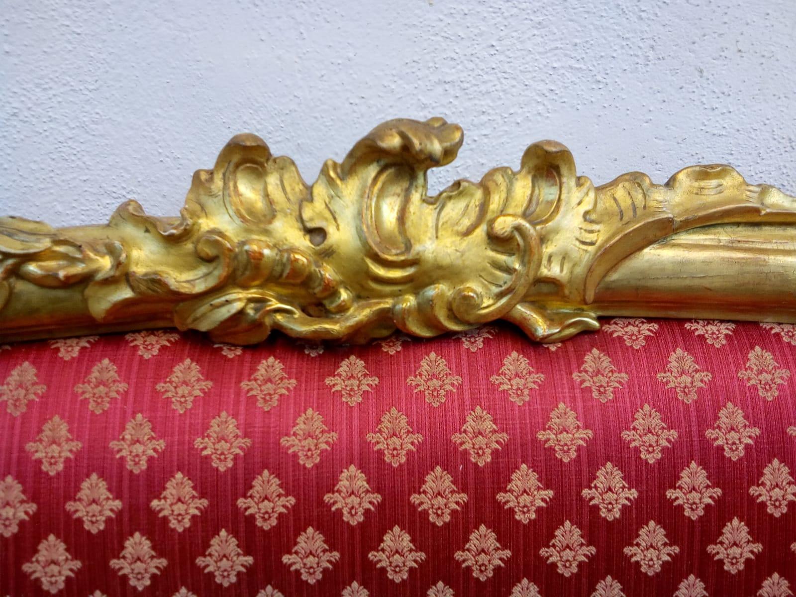 19th Century Golden Hand Carved Sofa from the Louis Phillipe Period '1830-1848' In Good Condition For Sale In Rome, IT