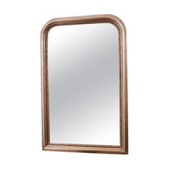 Specchio in legno dorato intagliato a mano